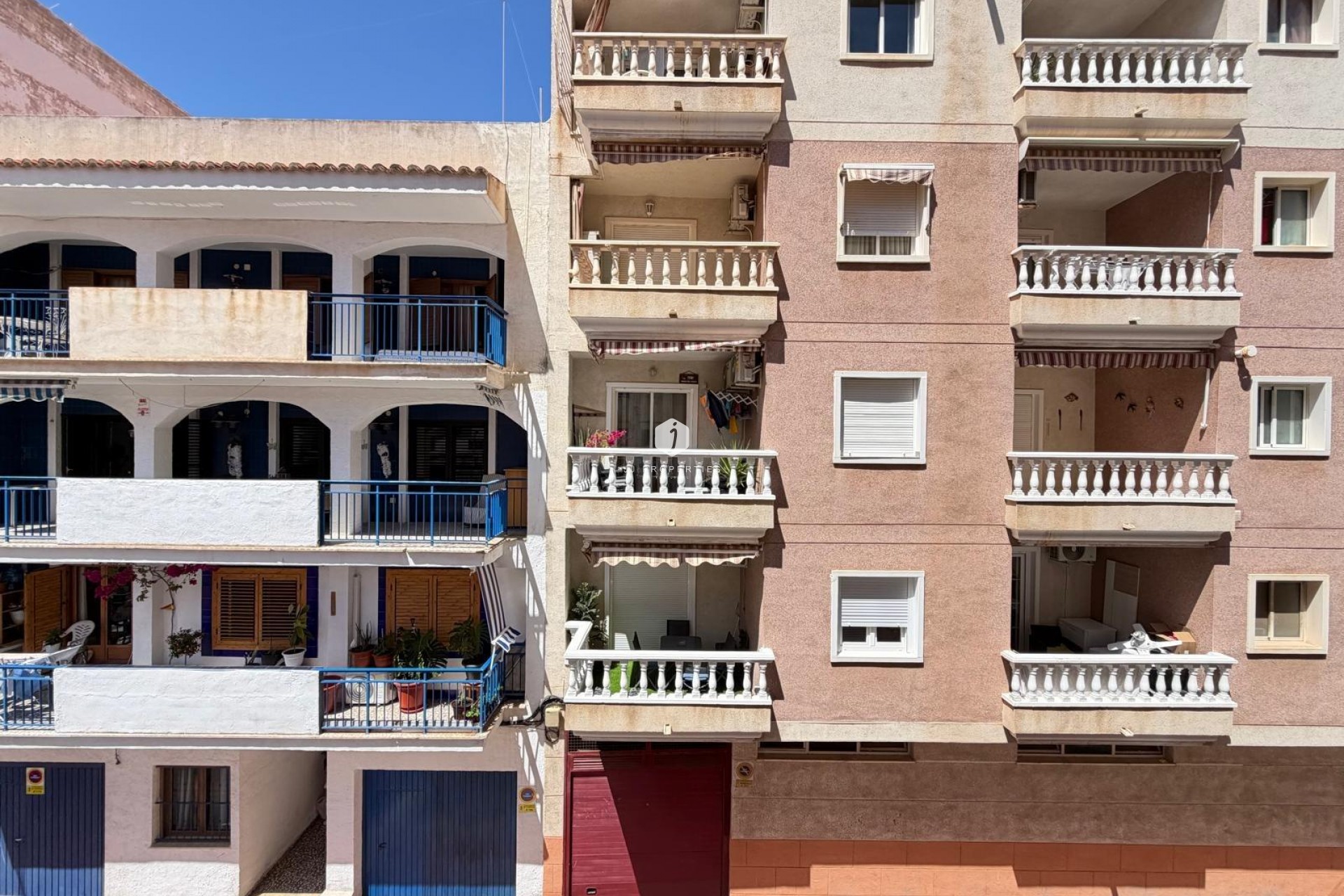 Resale - Apartment / flat -
Torrevieja - Playa del Cura