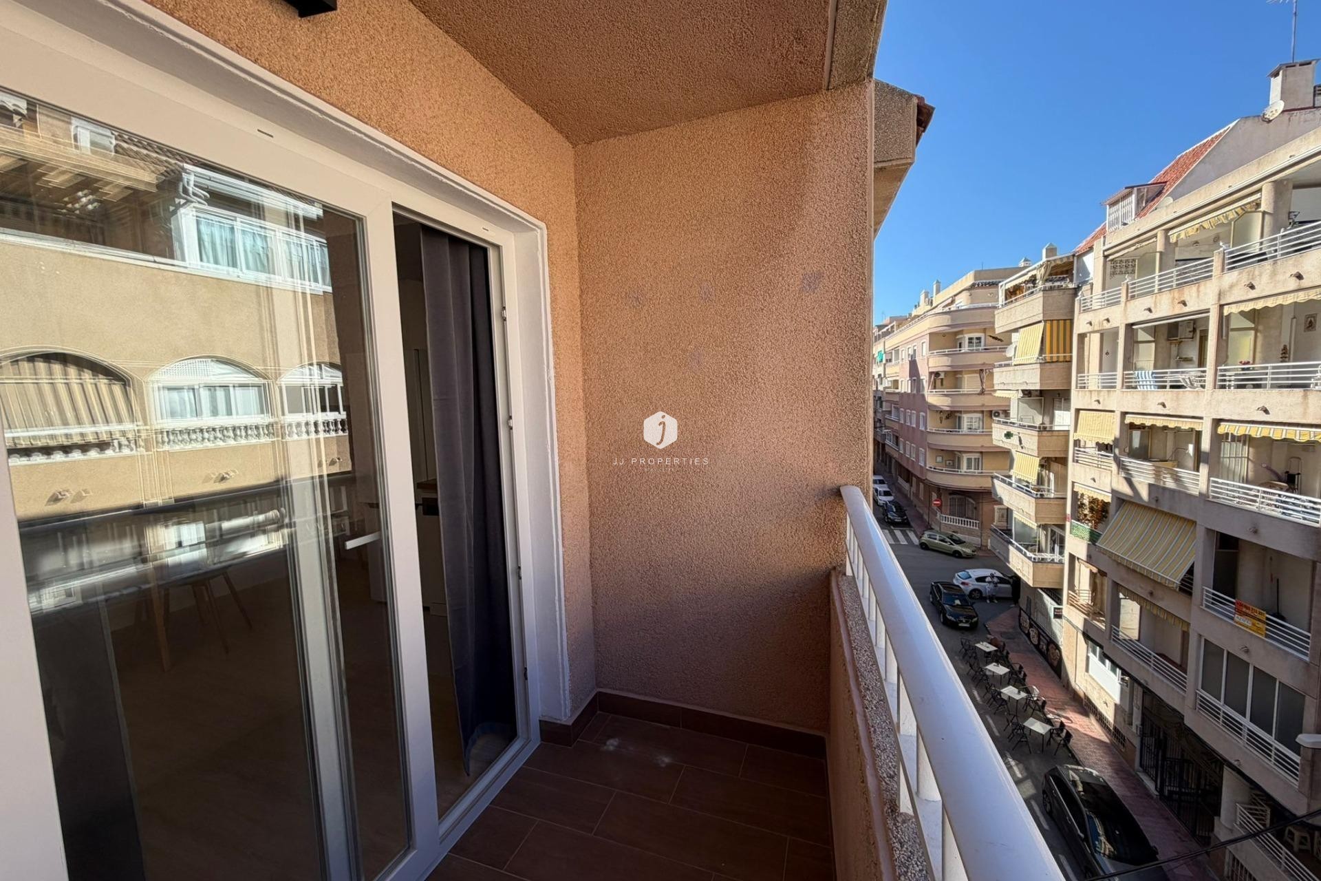 Resale - Apartment / flat -
Torrevieja - Playa del Cura