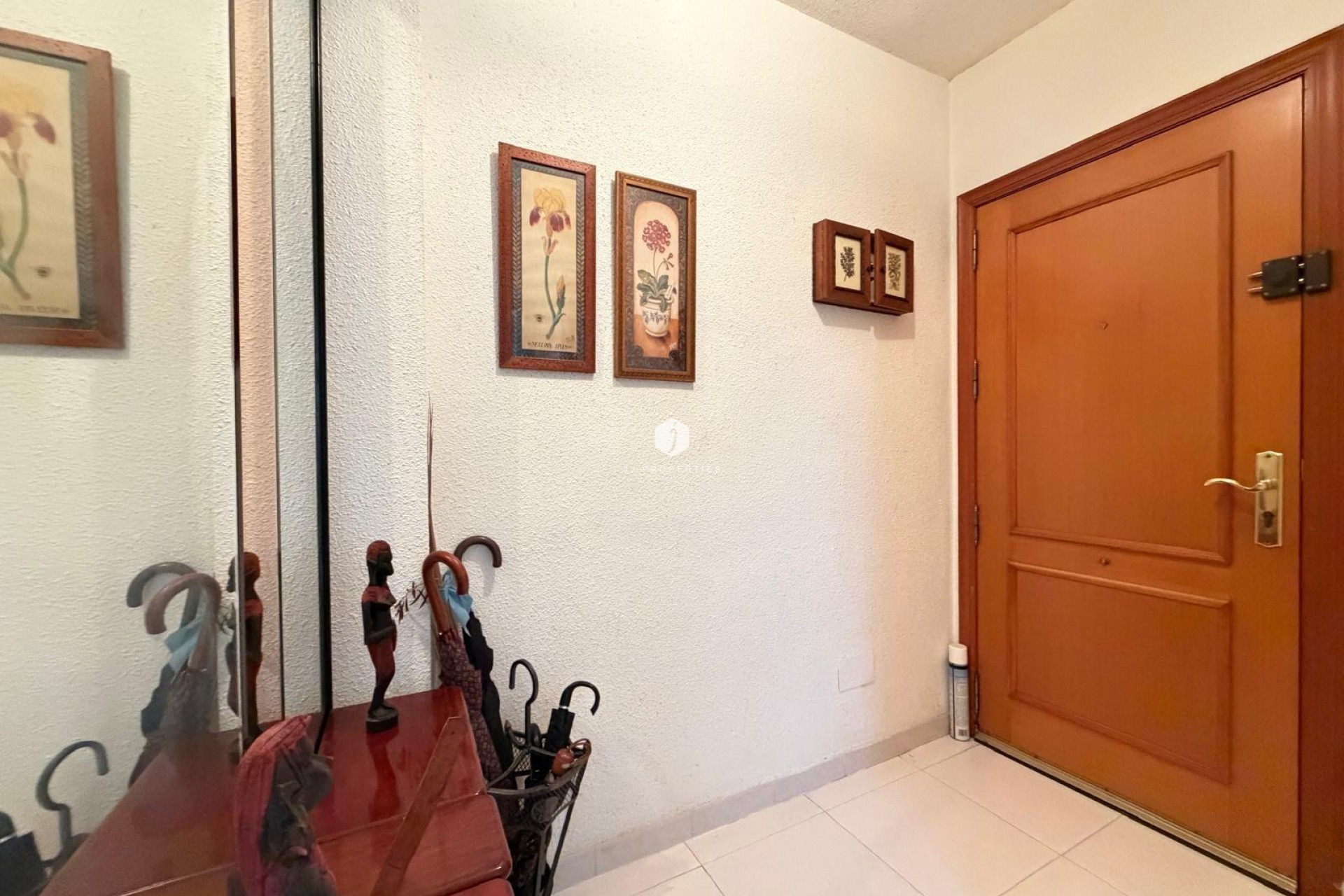 Resale - Apartment / flat -
Torrevieja - Playa del Cura