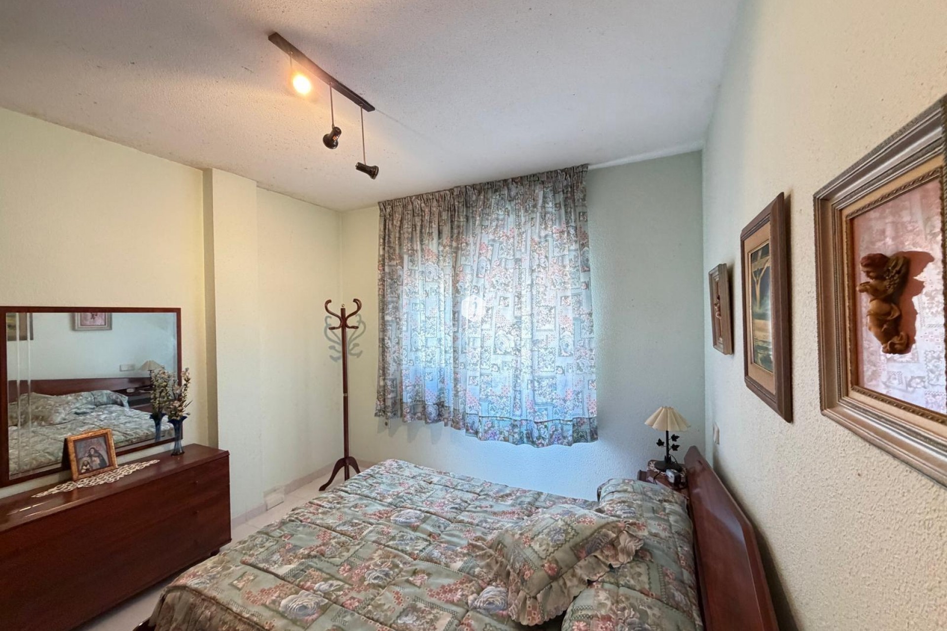Resale - Apartment / flat -
Torrevieja - Playa del Cura