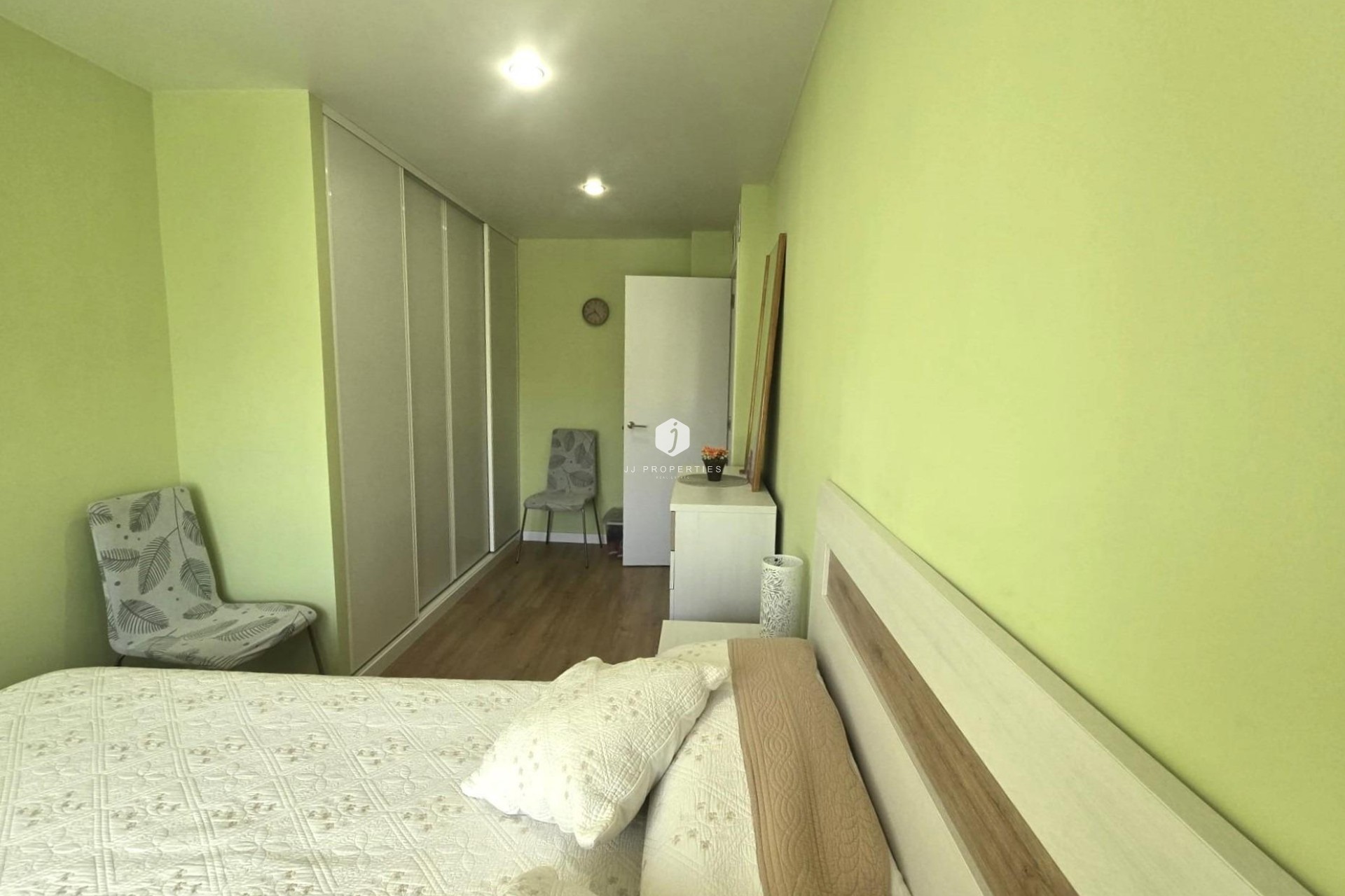 Resale - Apartment / flat -
Torrevieja - Playa del Cura