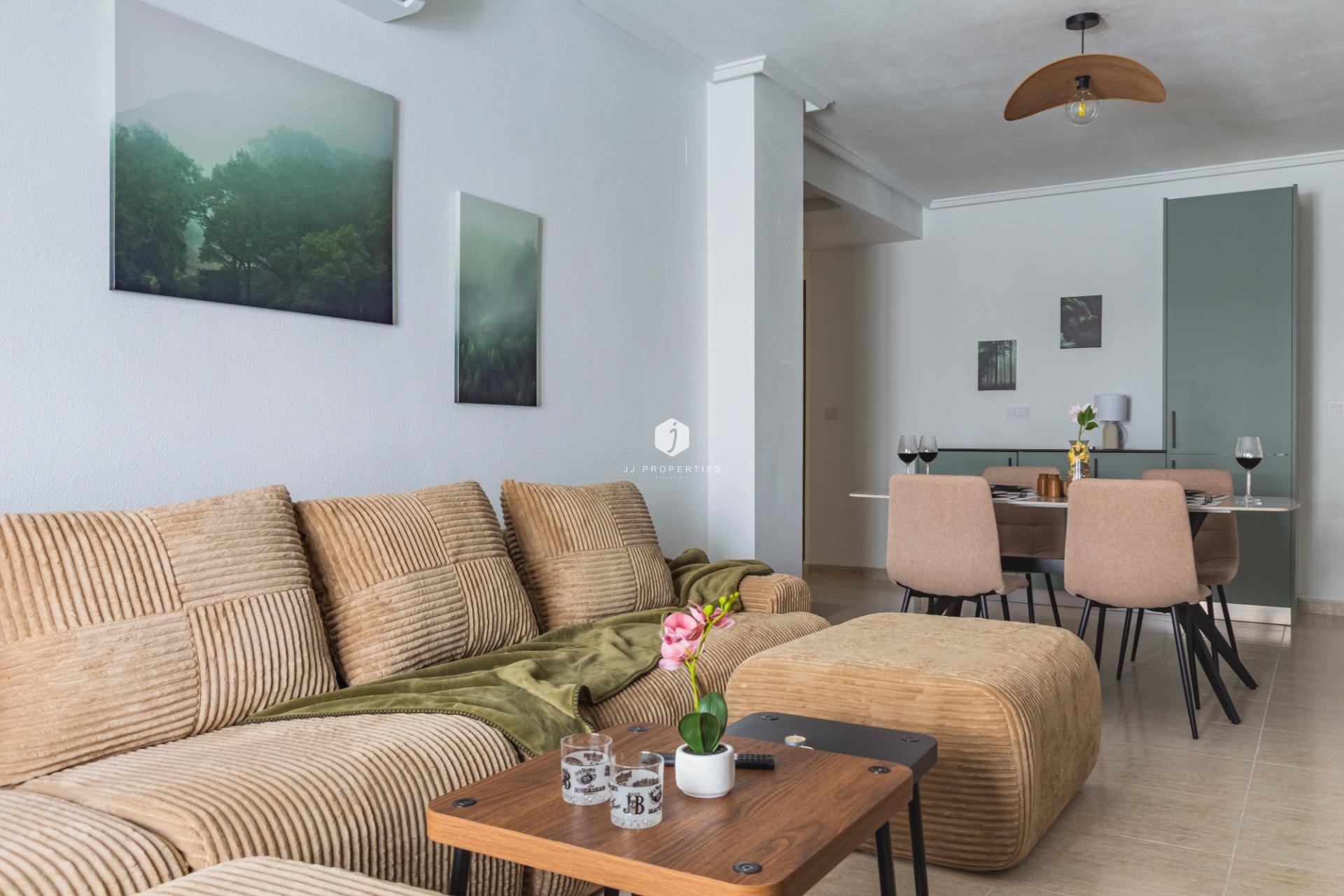 Resale - Apartment / flat -
Torrevieja - Playa del Cura
