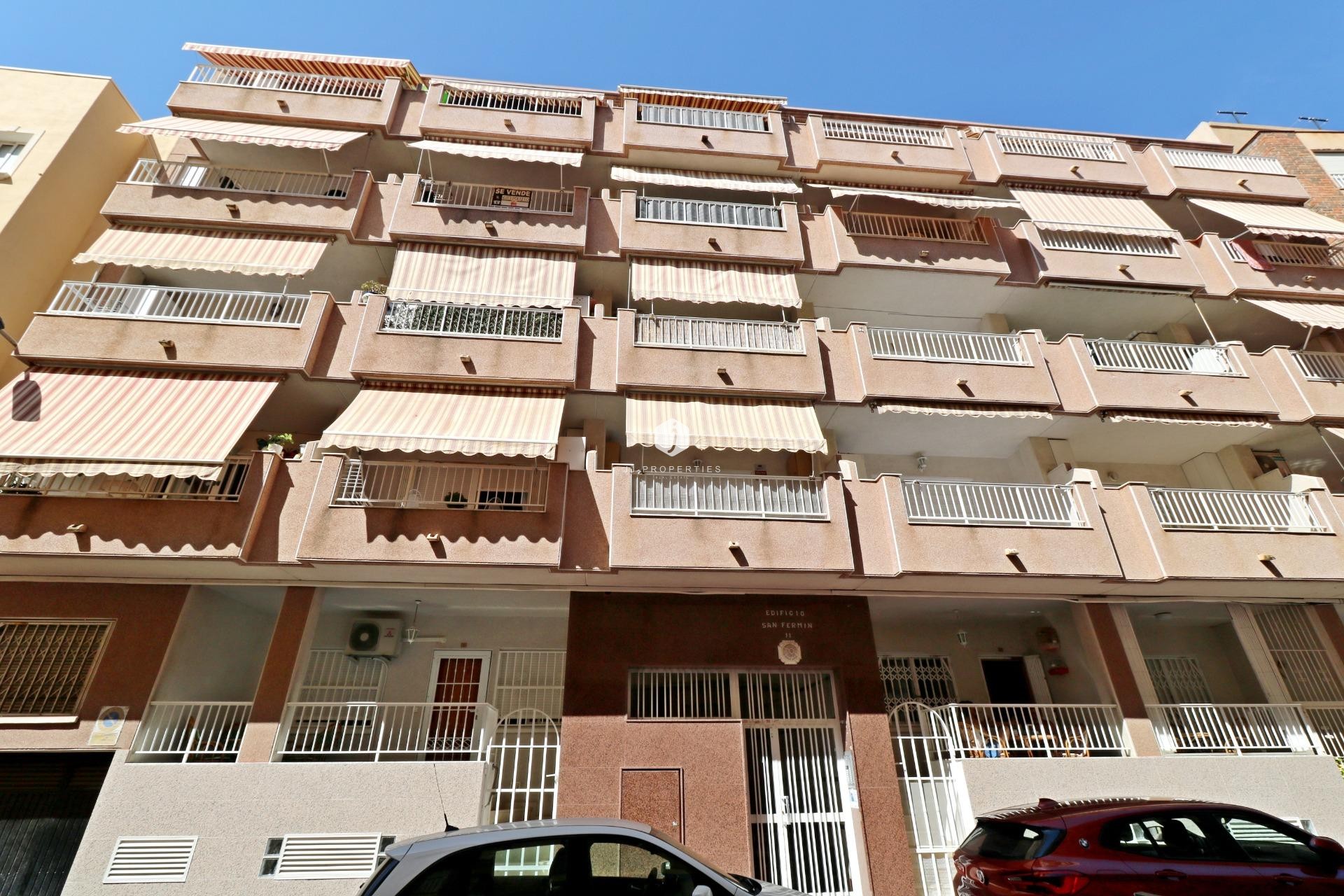 Resale - Apartment / flat -
Torrevieja - Playa del Cura