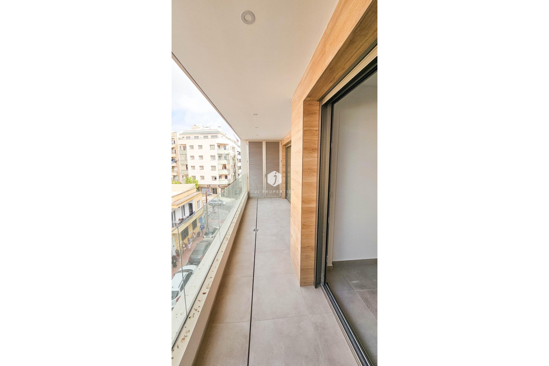 Resale - Apartment / flat -
Torrevieja - Playa del Cura