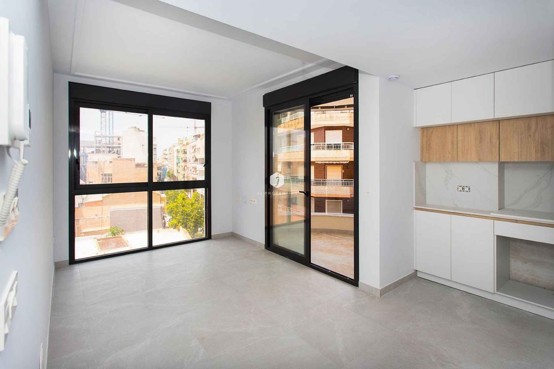 Resale - Apartment / flat -
Torrevieja - Playa del Cura