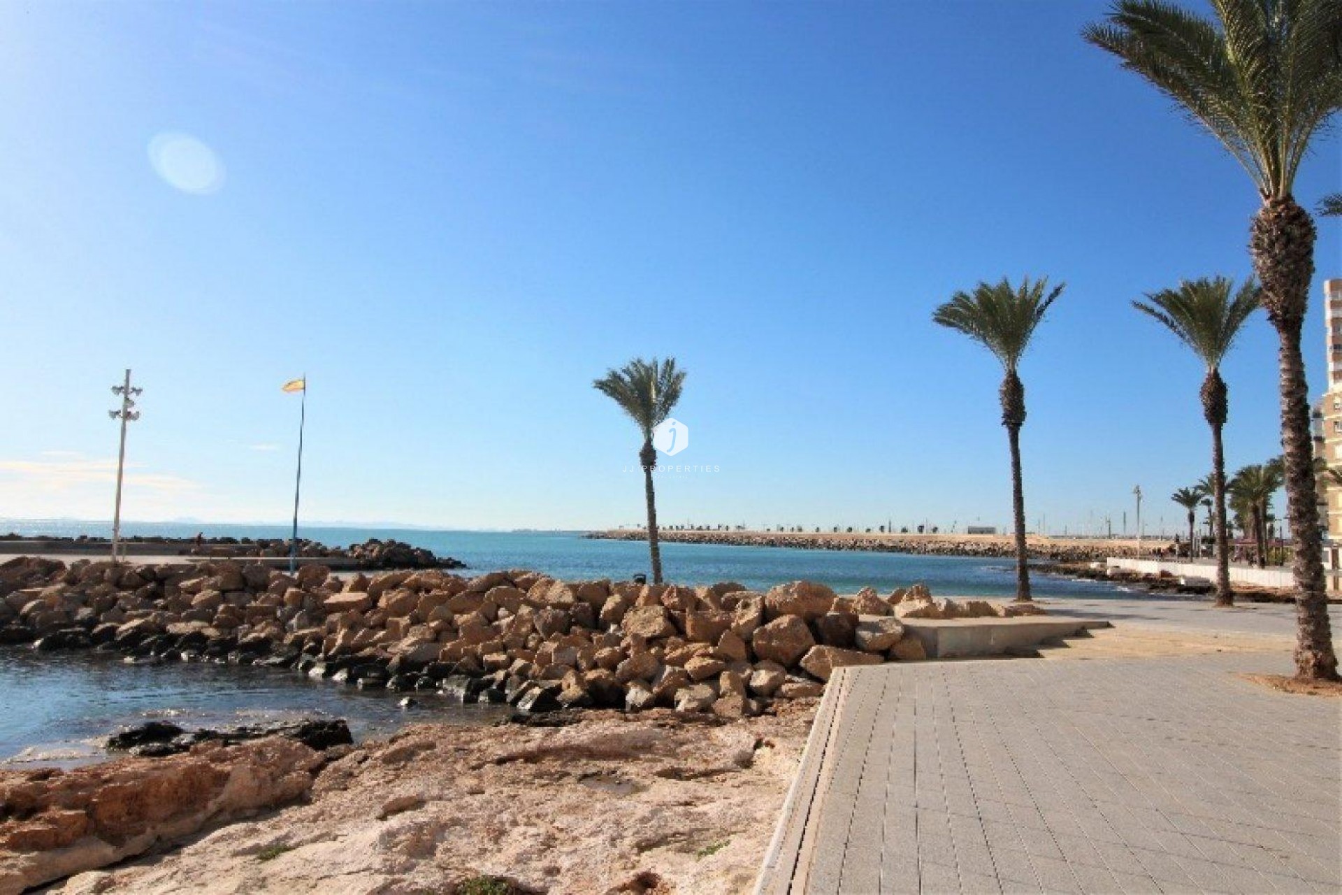 Resale - Apartment / flat -
Torrevieja - Playa del Cura
