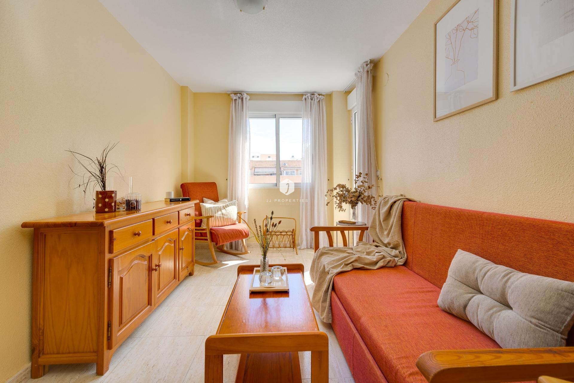 Resale - Apartment / flat -
Torrevieja - Playa del Cura