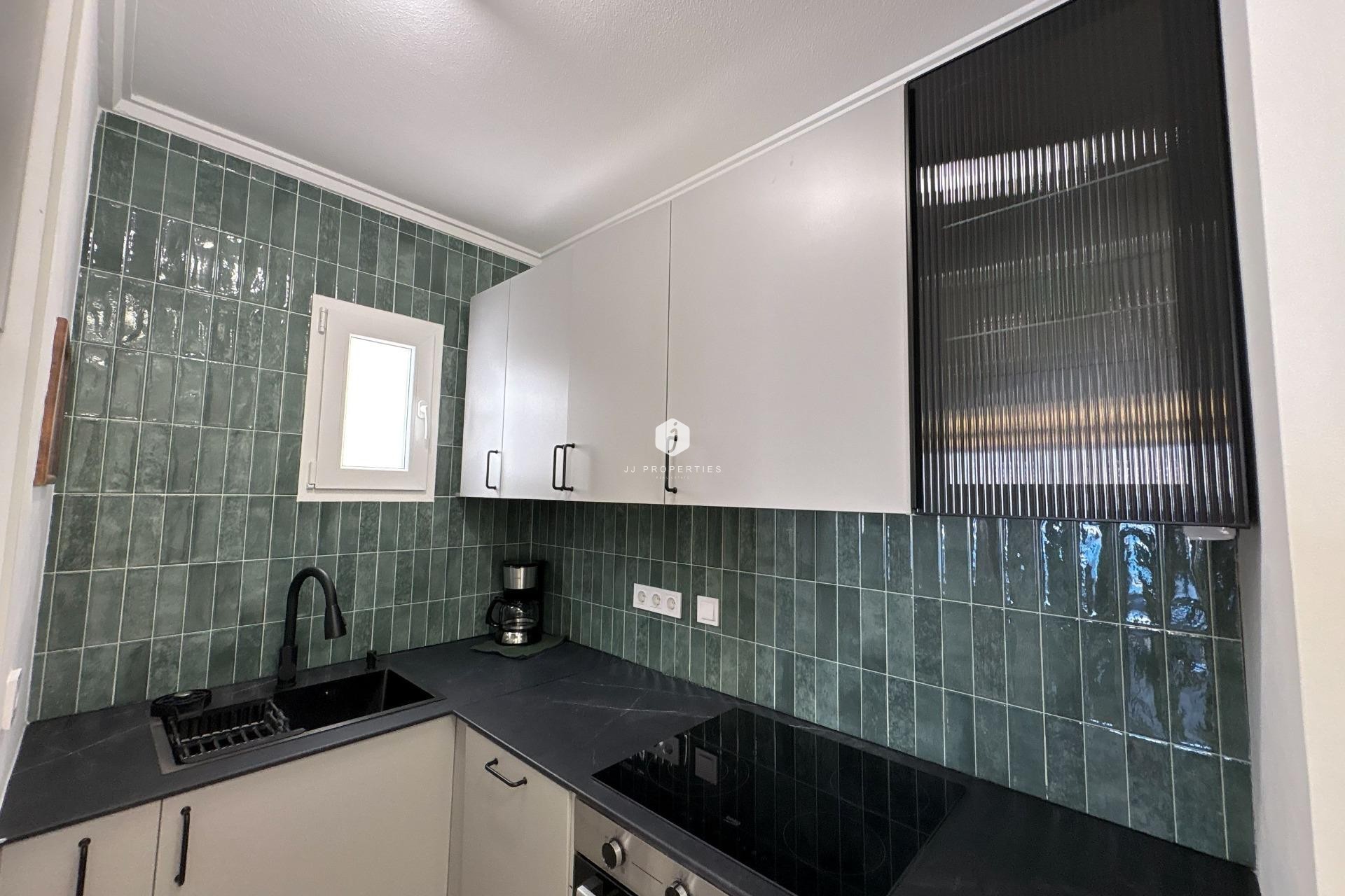 Resale - Apartment / flat -
Torrevieja - Playa del Cura