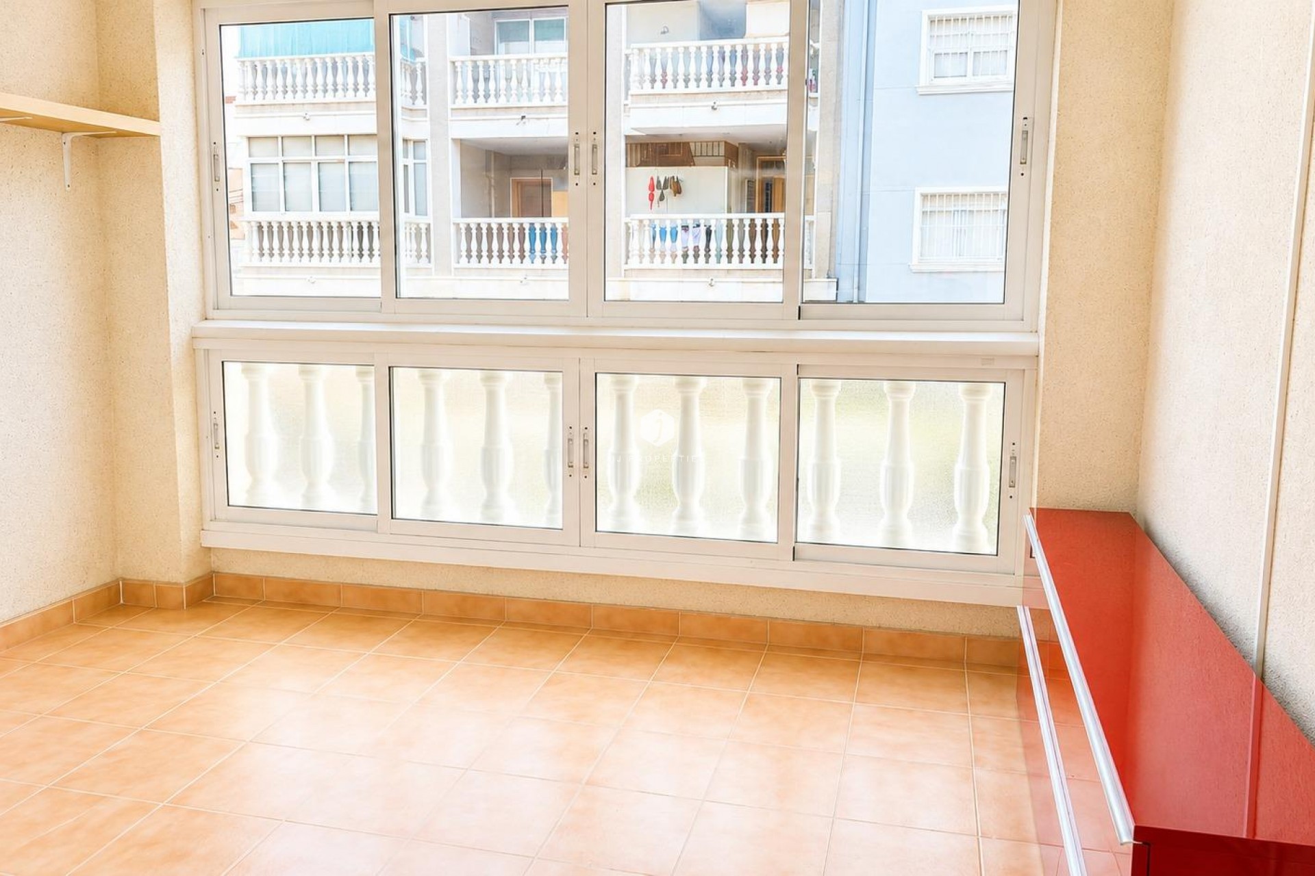 Resale - Apartment / flat -
Torrevieja - Playa del Cura