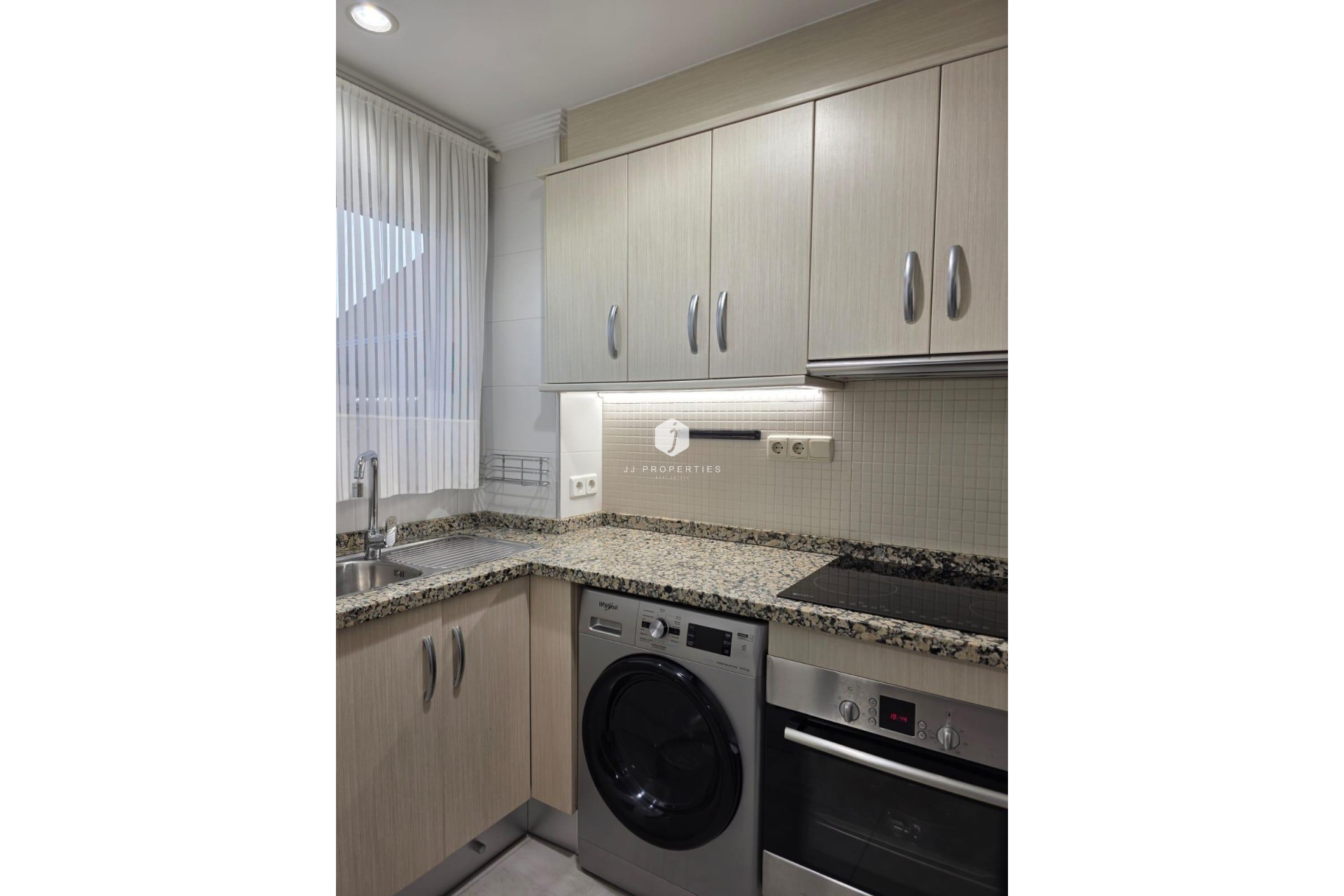 Resale - Apartment / flat -
Torrevieja - Playa del Cura