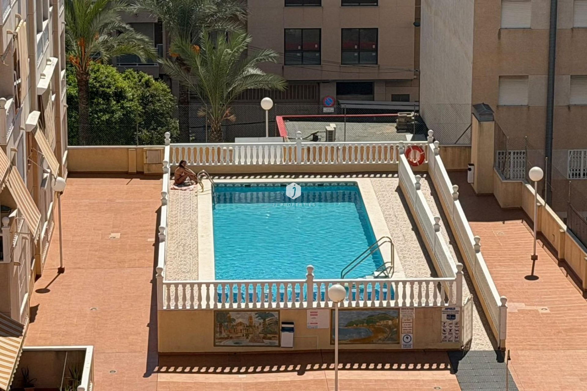 Resale - Apartment / flat -
Torrevieja - Playa del Cura