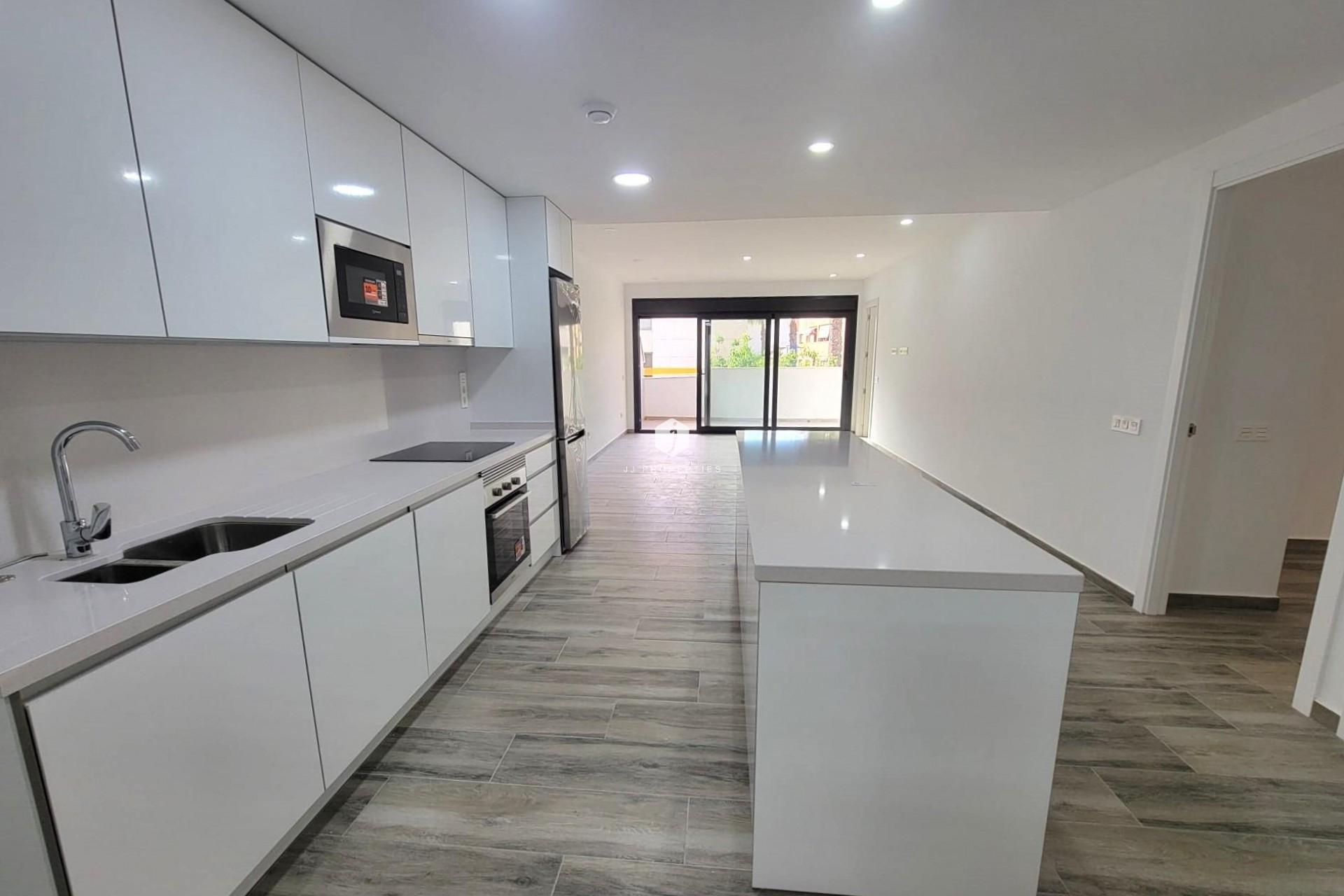 Resale - Apartment / flat -
Torrevieja - Playa del Cura