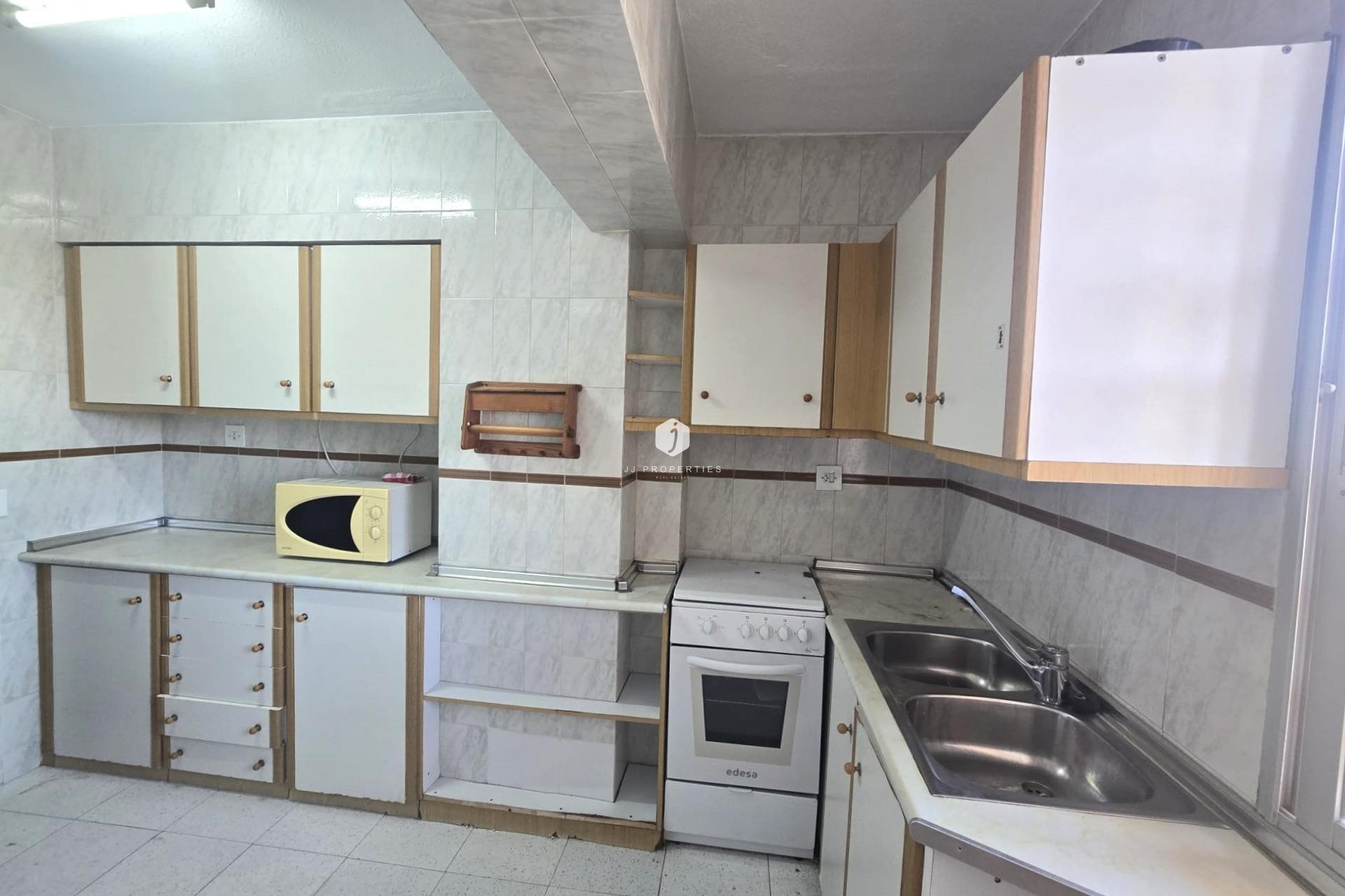 Resale - Apartment / flat -
Torrevieja - Puerto Deportivo Marina Salinas