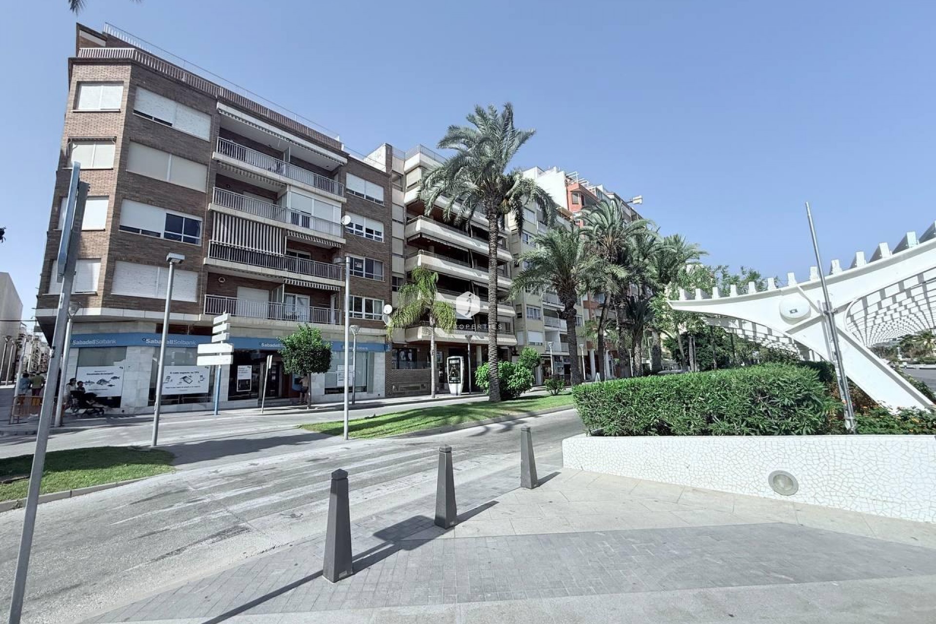 Resale - Apartment / flat -
Torrevieja - Puerto