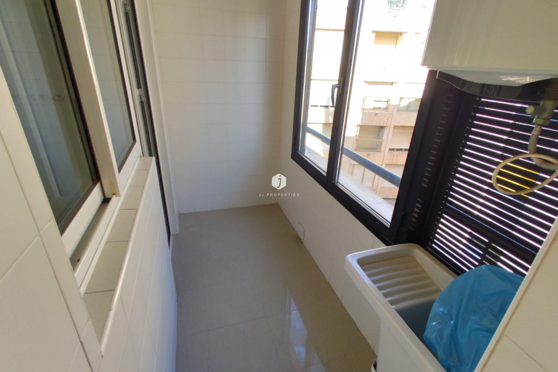 Resale - Apartment / flat -
Torrevieja - Puerto