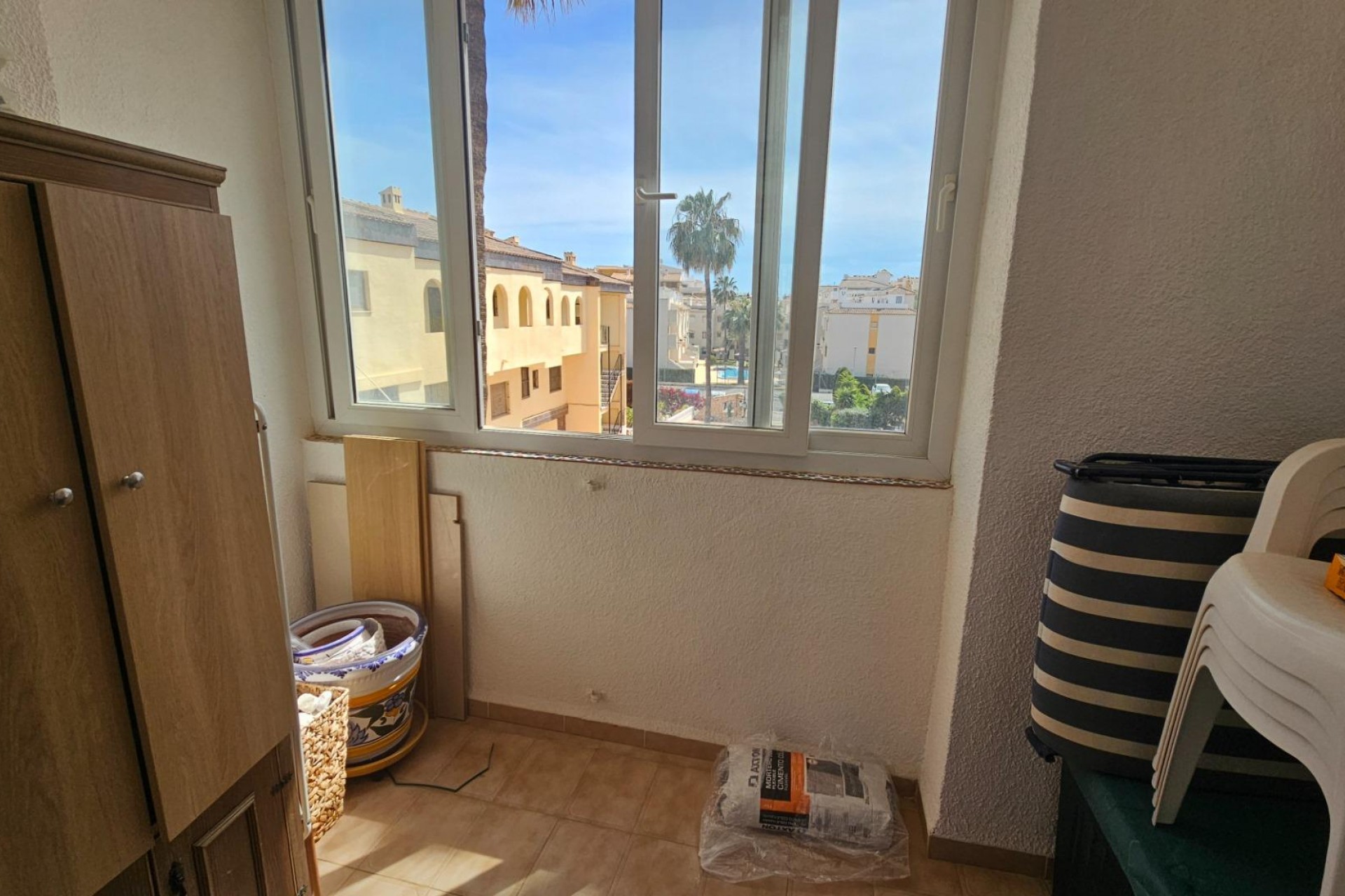 Resale - Apartment / flat -
Torrevieja - Punta prima