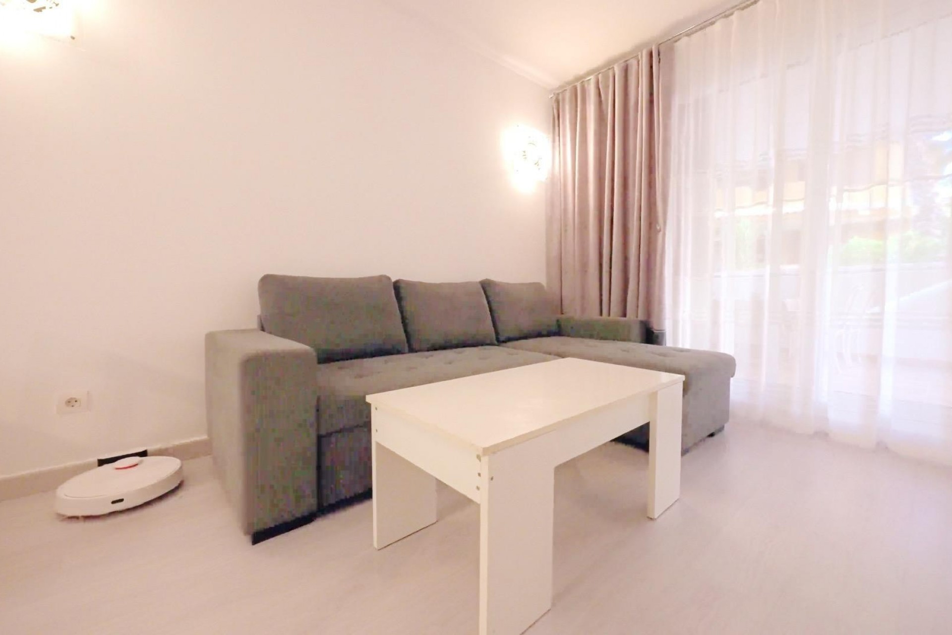 Resale - Apartment / flat -
Torrevieja - Punta prima