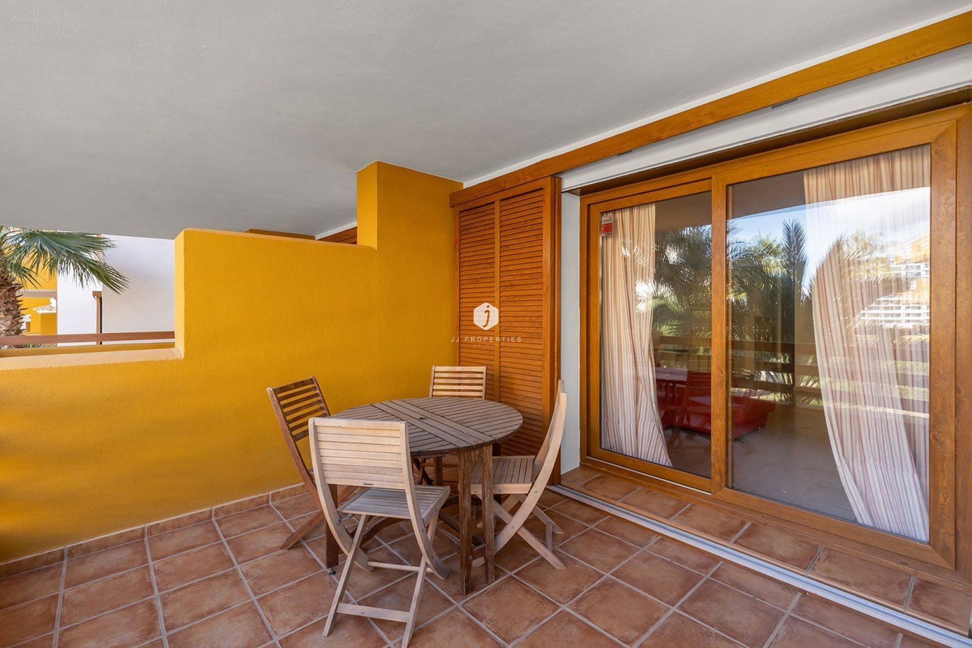 Resale - Apartment / flat -
Torrevieja - Punta prima