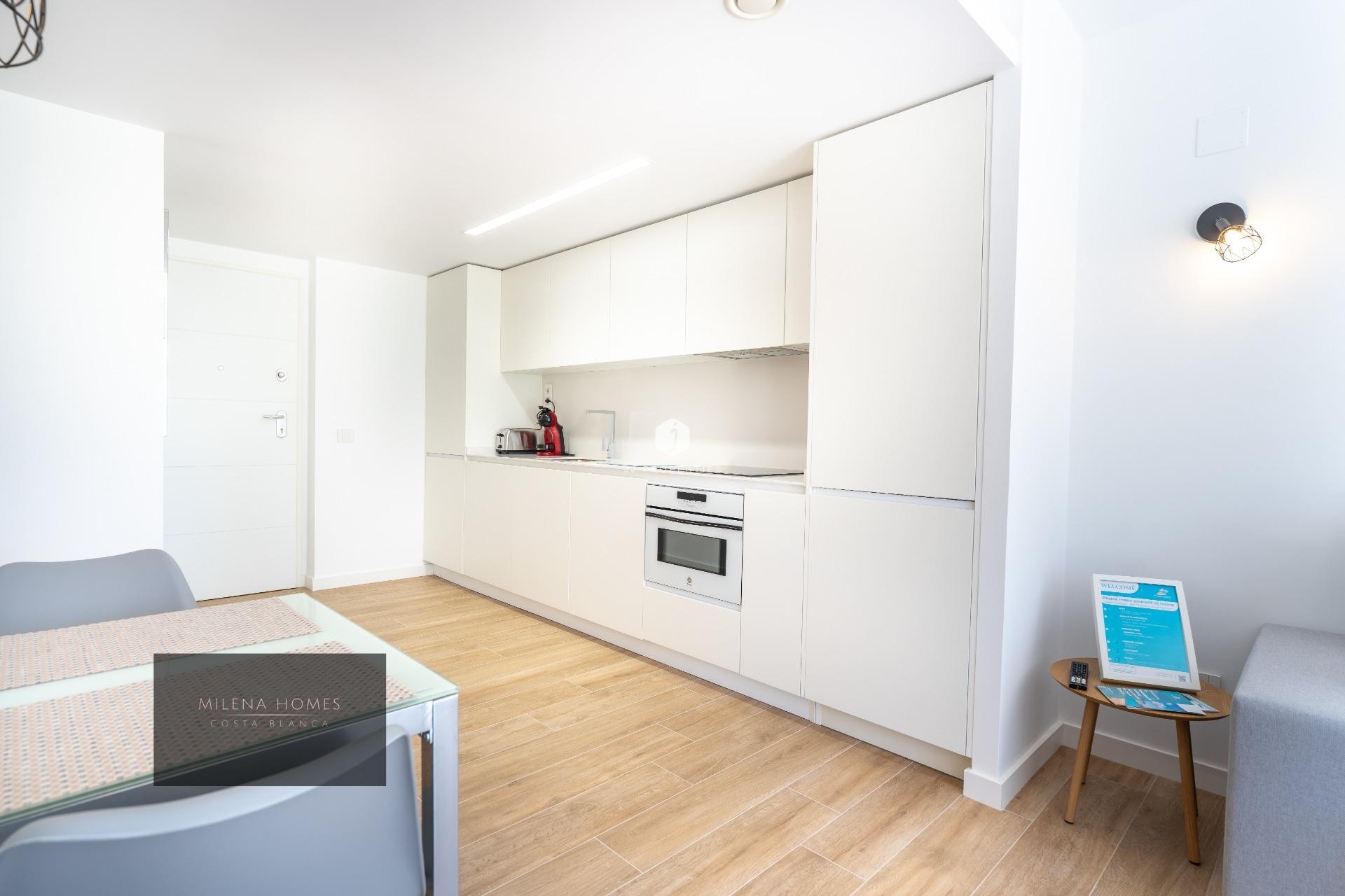 Resale - Apartment / flat -
Torrevieja - Punta prima