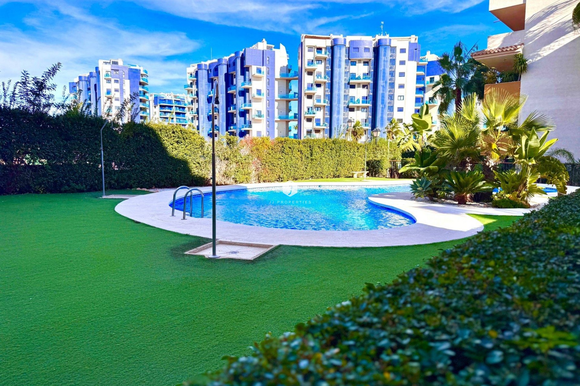 Resale - Apartment / flat -
Torrevieja - Punta prima