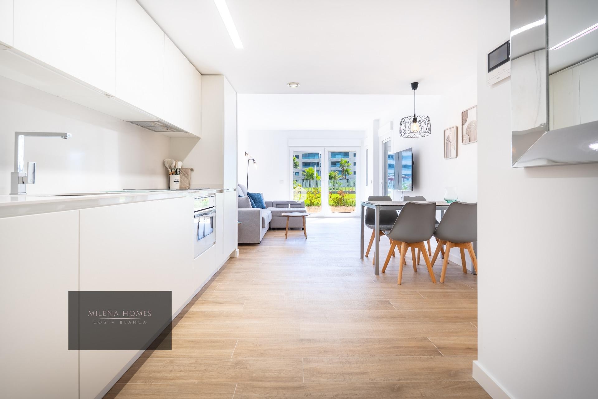 Resale - Apartment / flat -
Torrevieja - Punta prima