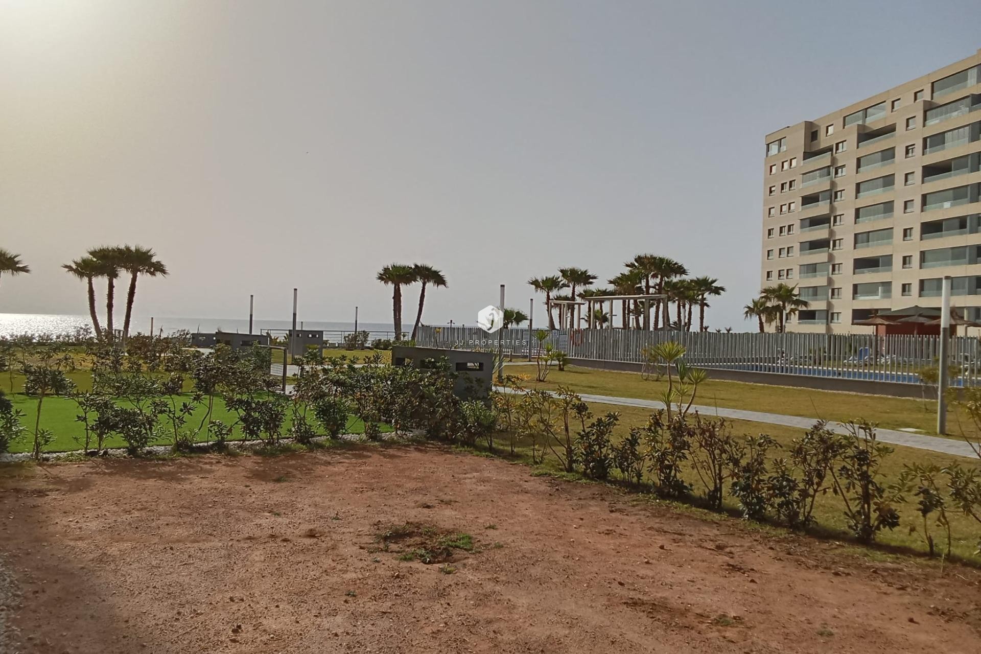 Resale - Apartment / flat -
Torrevieja - Punta prima