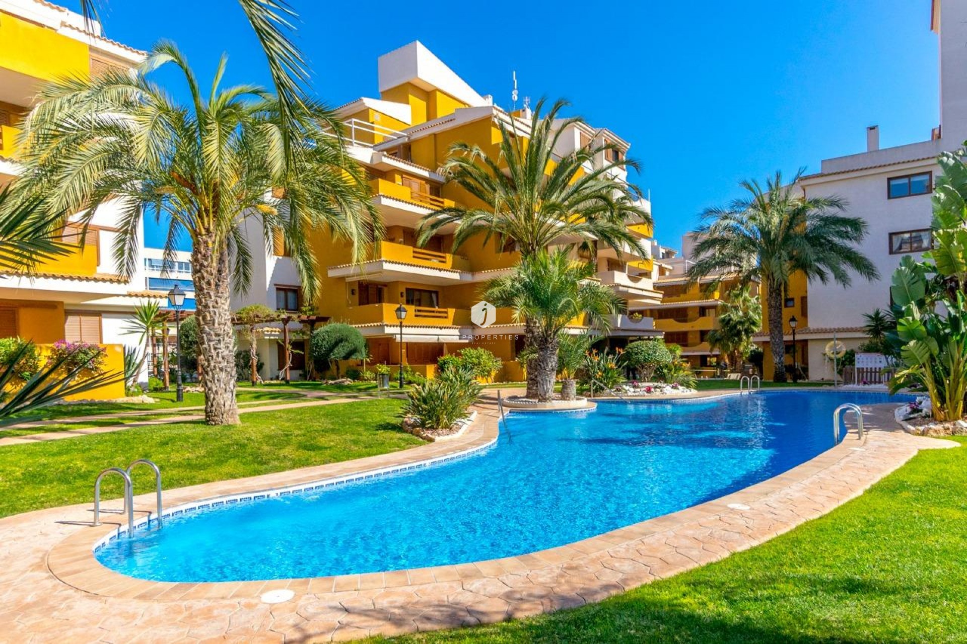 Resale - Apartment / flat -
Torrevieja - Punta prima