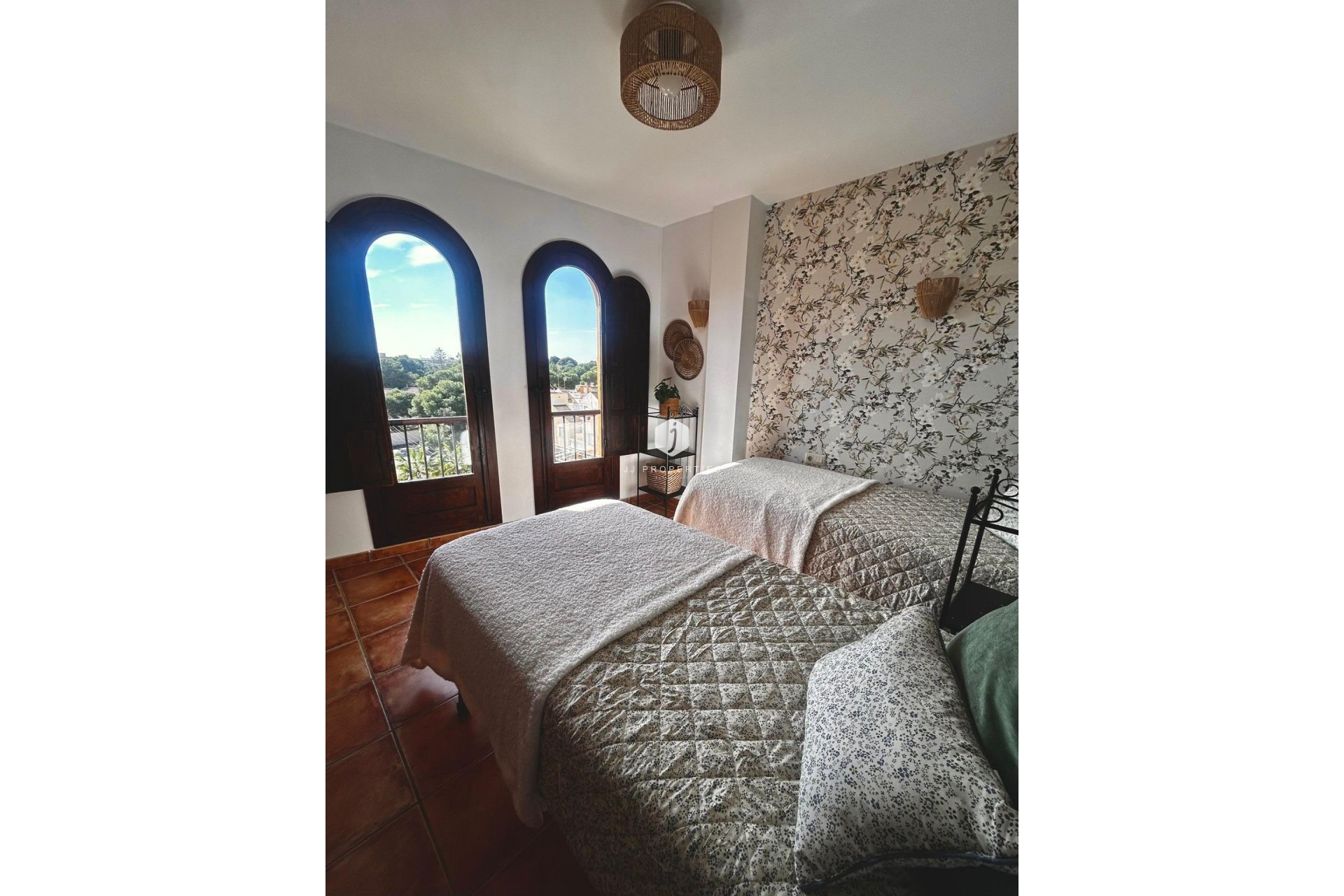 Resale - Apartment / flat -
Torrevieja - Punta prima