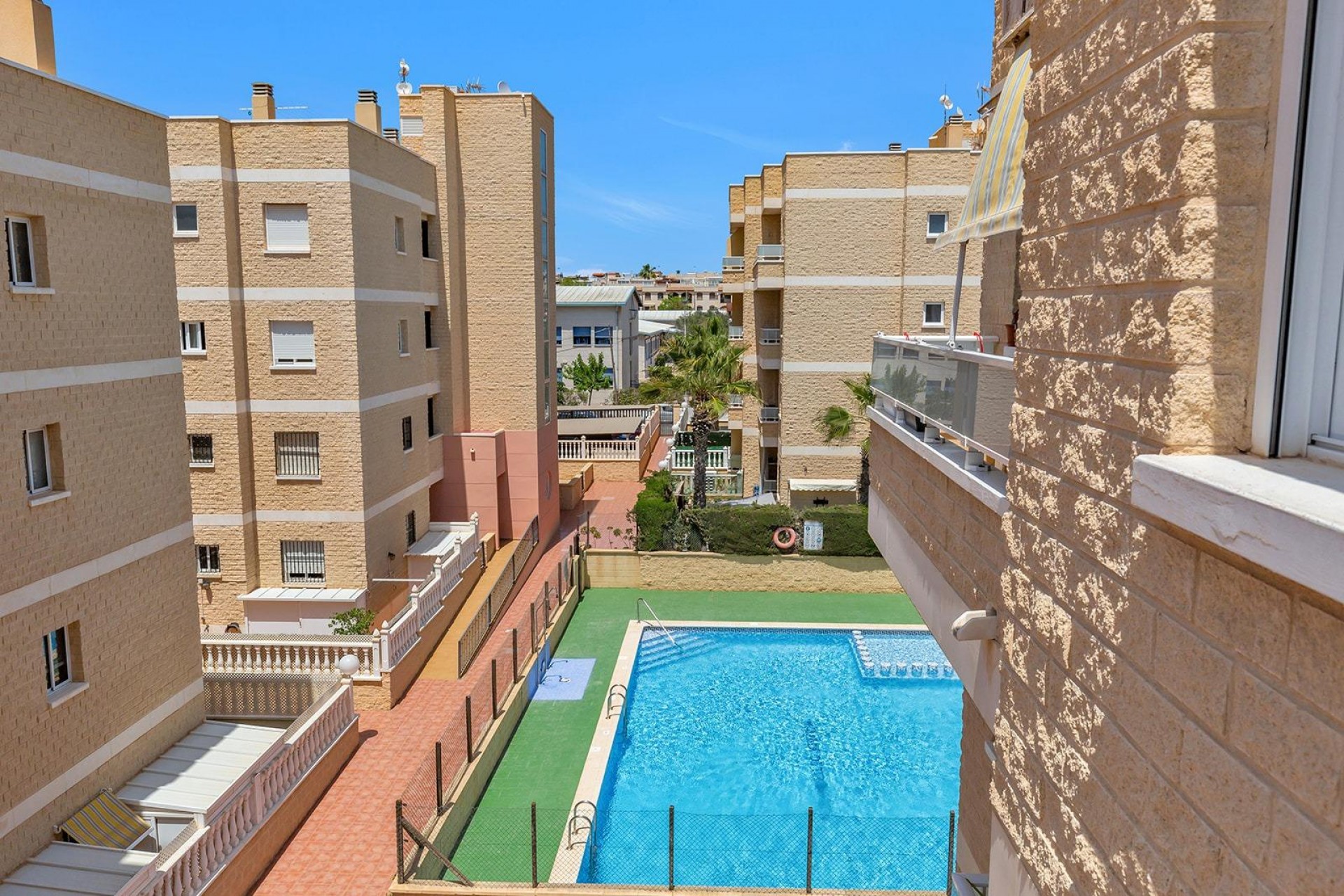 Resale - Apartment / flat -
Torrevieja - Sector 25