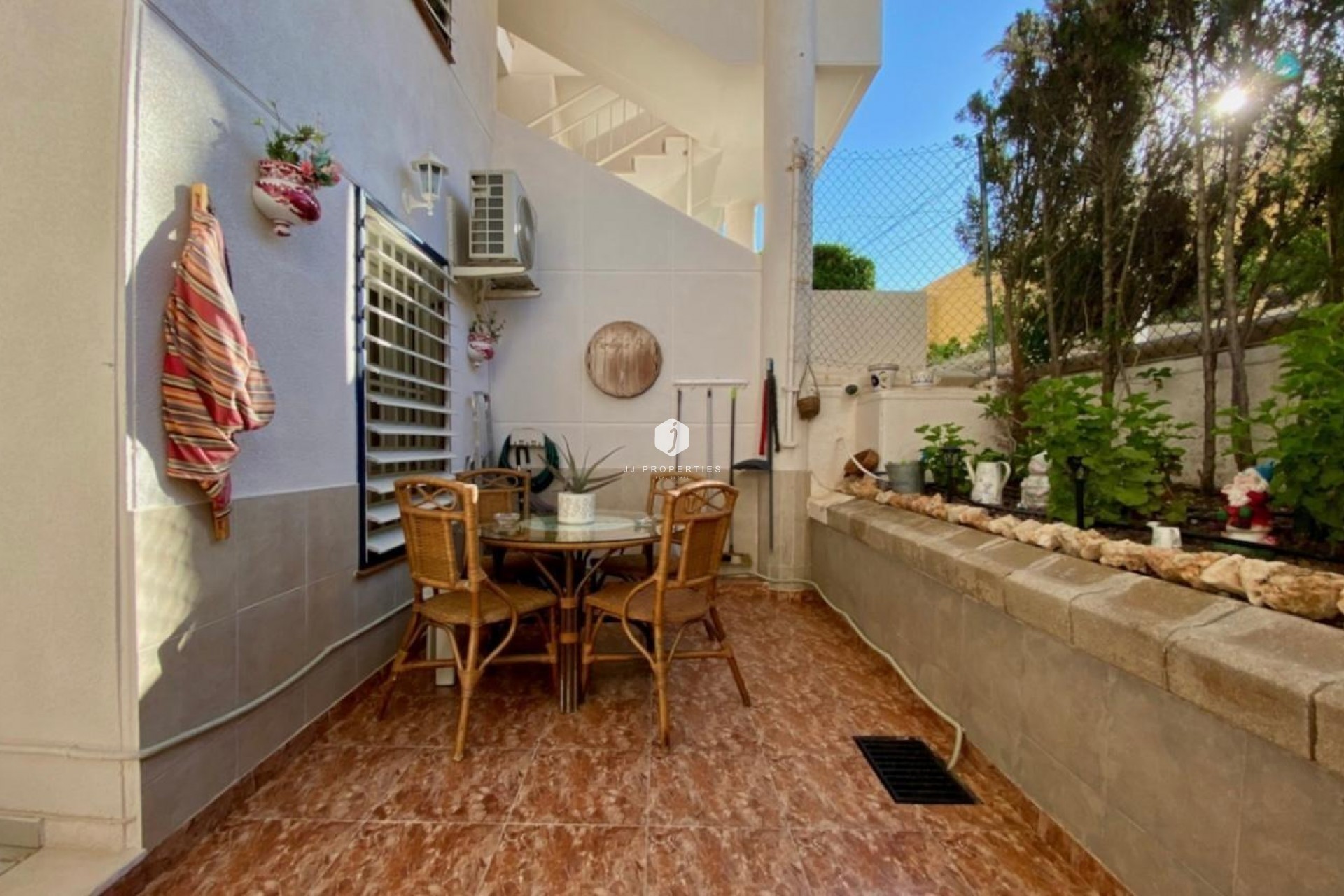 Resale - Apartment / flat -
Torrevieja - Torre la mata