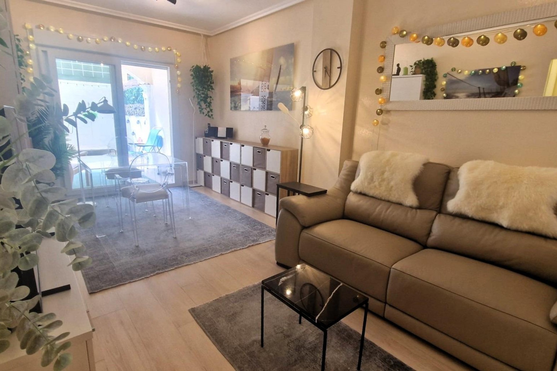 Resale - Apartment / flat -
Torrevieja - Torreblanca