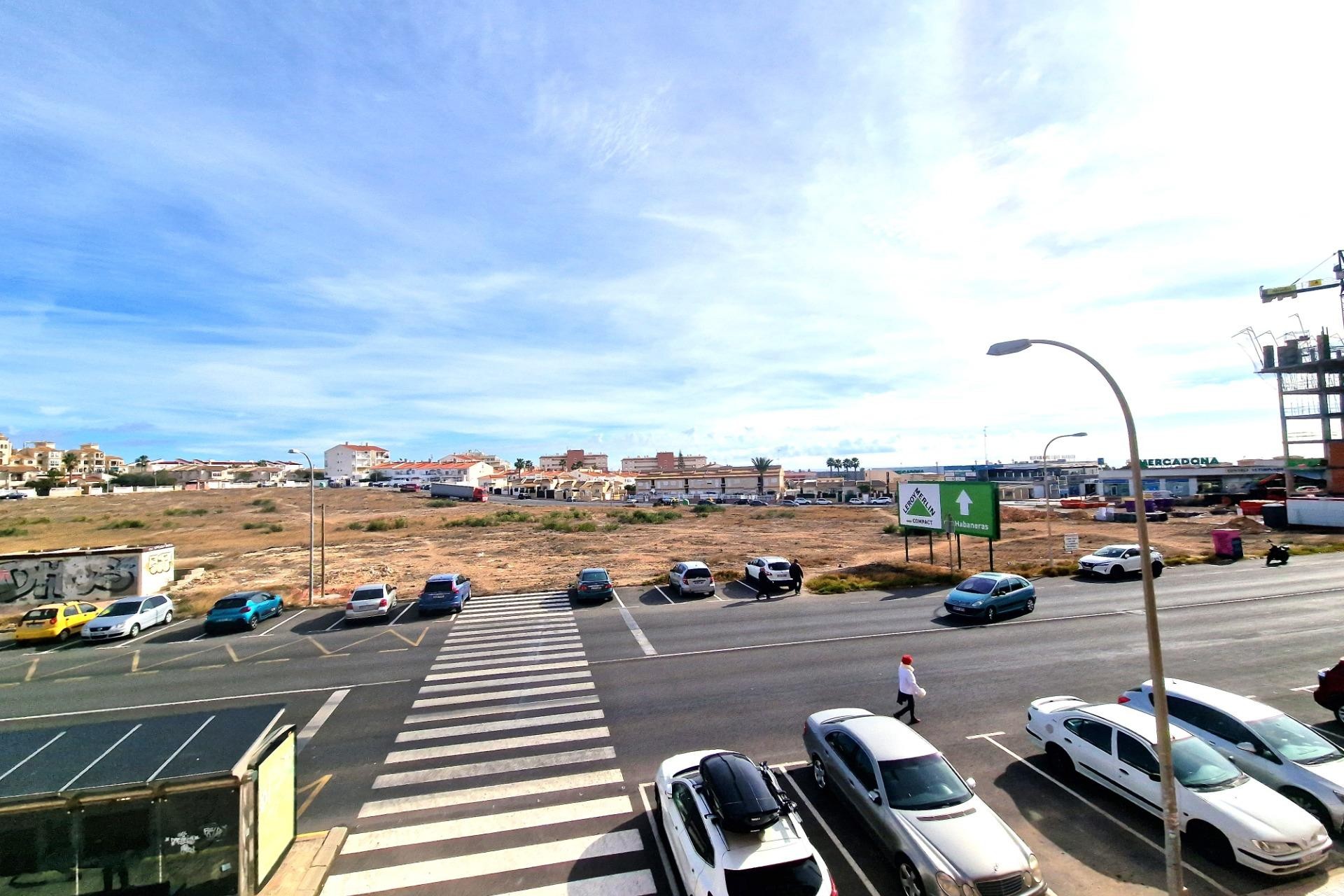 Resale - Apartment / flat -
Torrevieja - Torreblanca