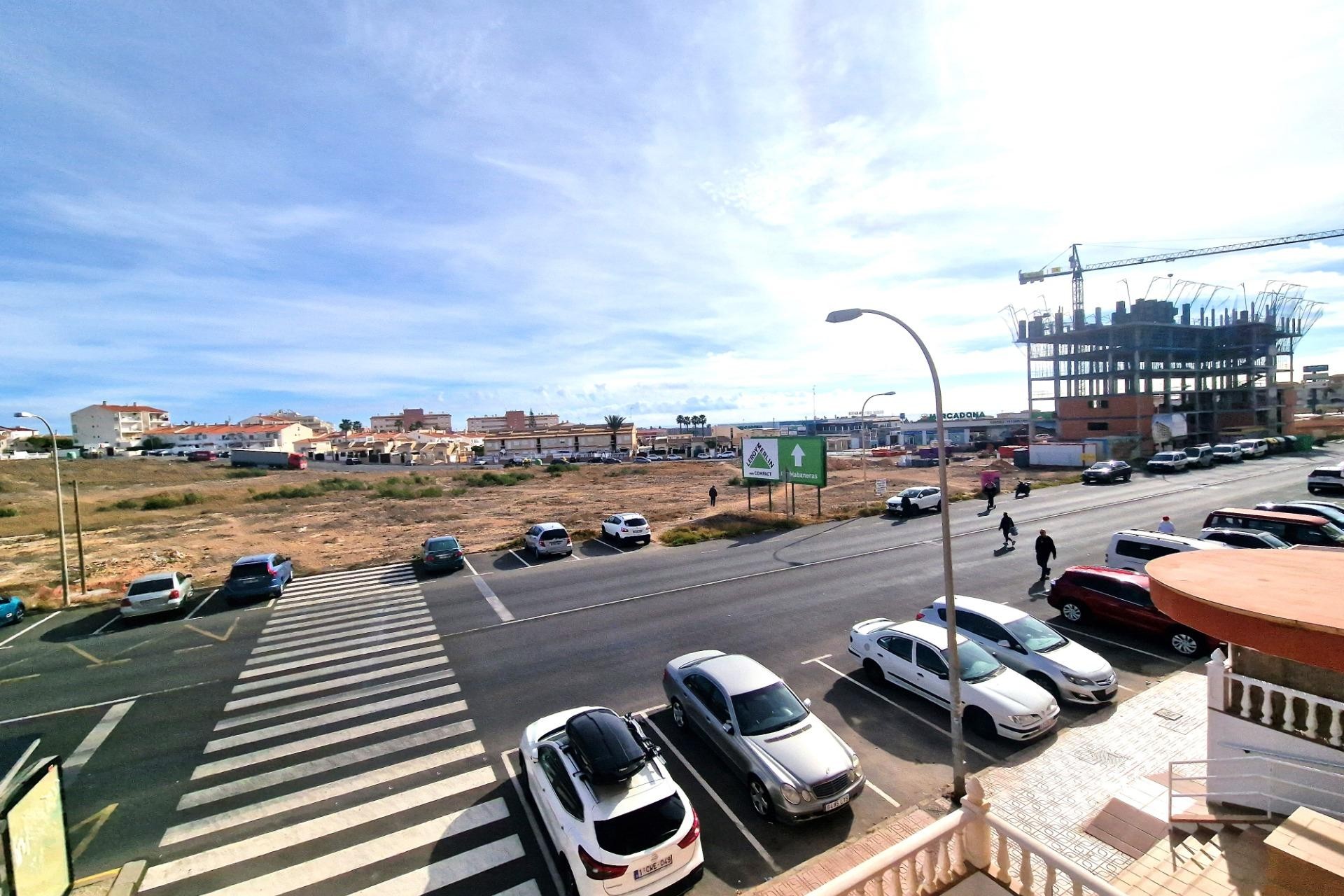 Resale - Apartment / flat -
Torrevieja - Torreblanca