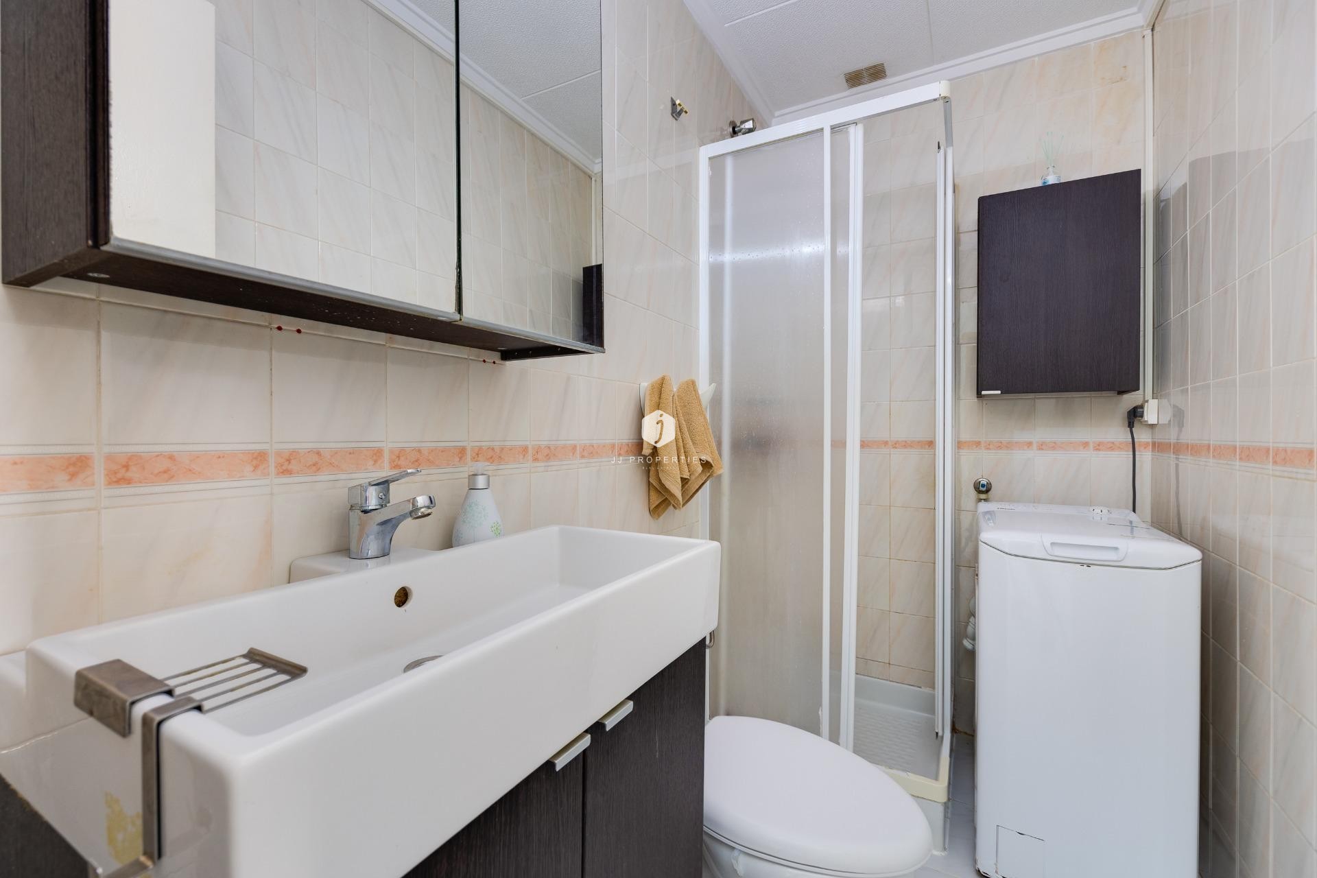 Resale - Apartment / flat -
Torrevieja - Torreblanca