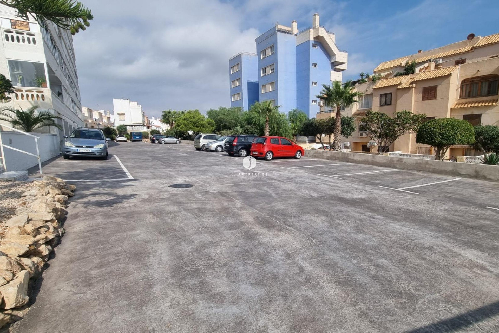 Resale - Apartment / flat -
Torrevieja - Torreblanca