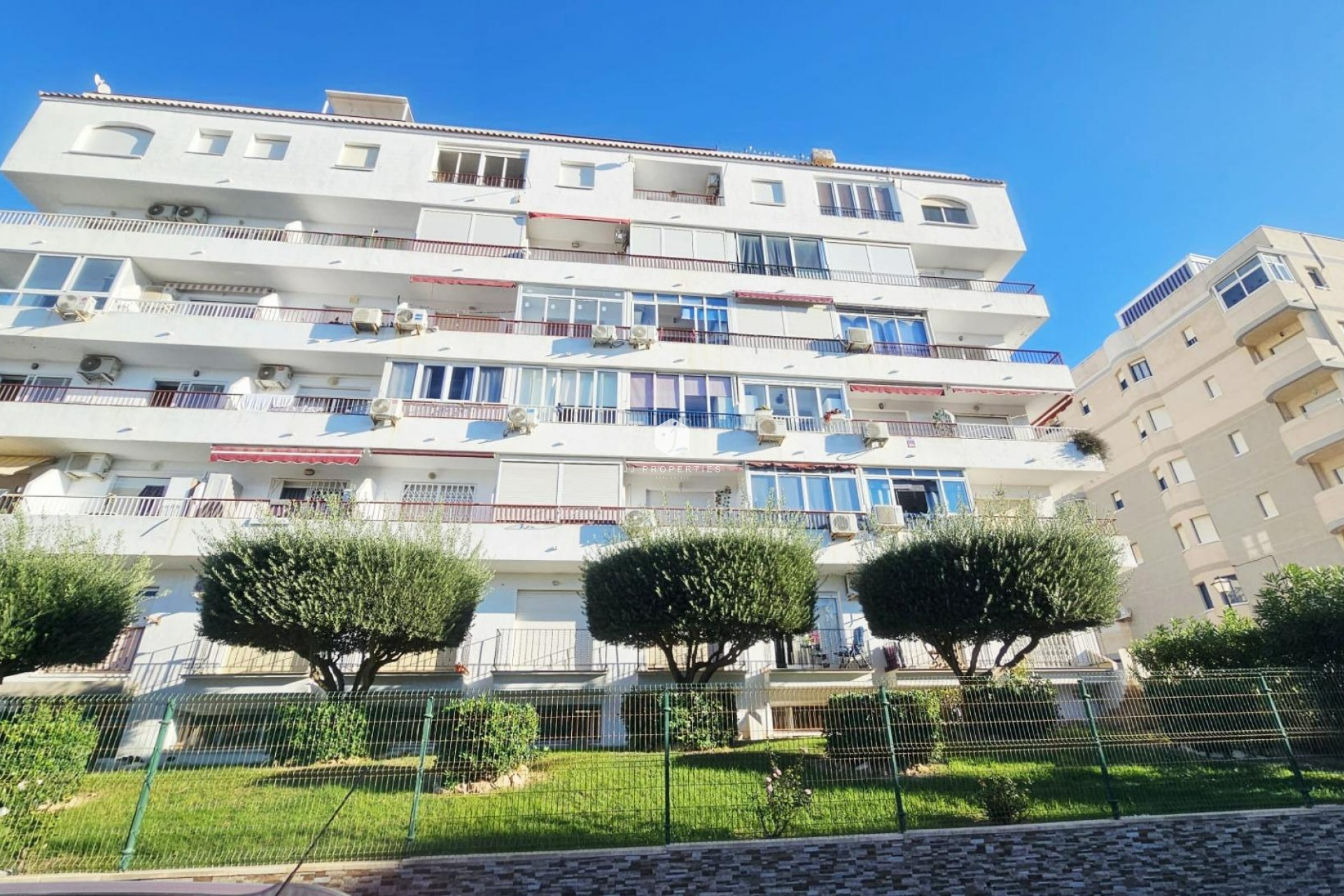 Resale - Apartment / flat -
Torrevieja - Torreblanca