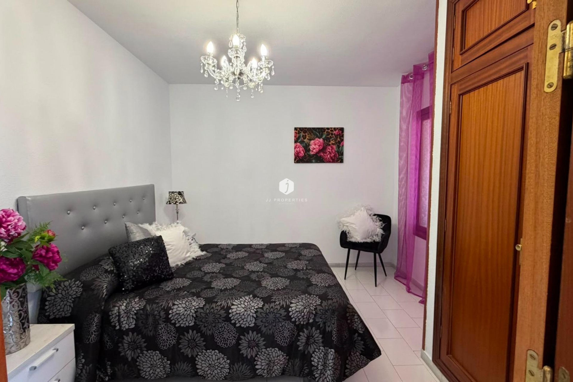 Resale - Apartment / flat -
Torrevieja - Torreblanca
