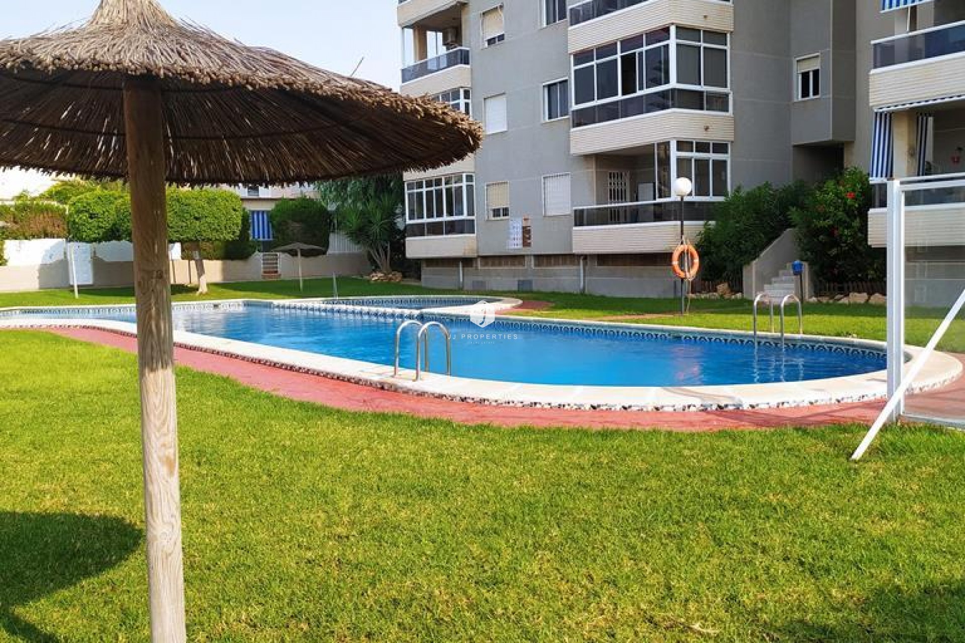 Resale - Apartment / flat -
Torrevieja - Torreblanca