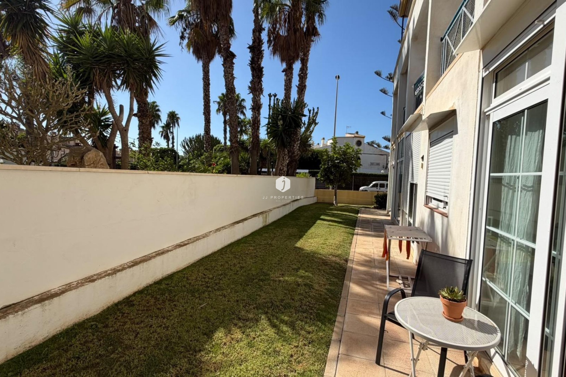 Resale - Apartment / flat -
Torrevieja - Torreblanca