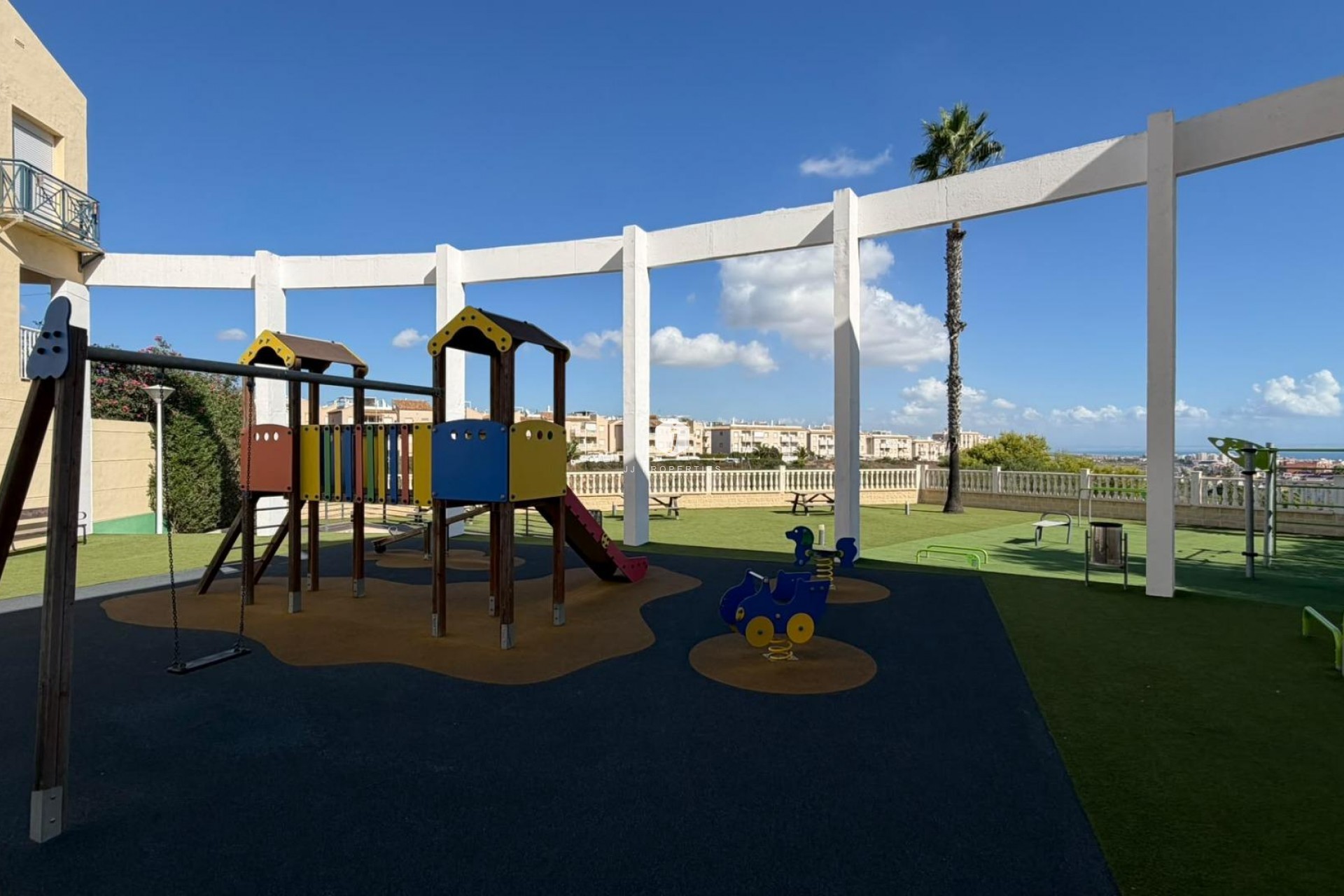 Resale - Apartment / flat -
Torrevieja - Torreblanca