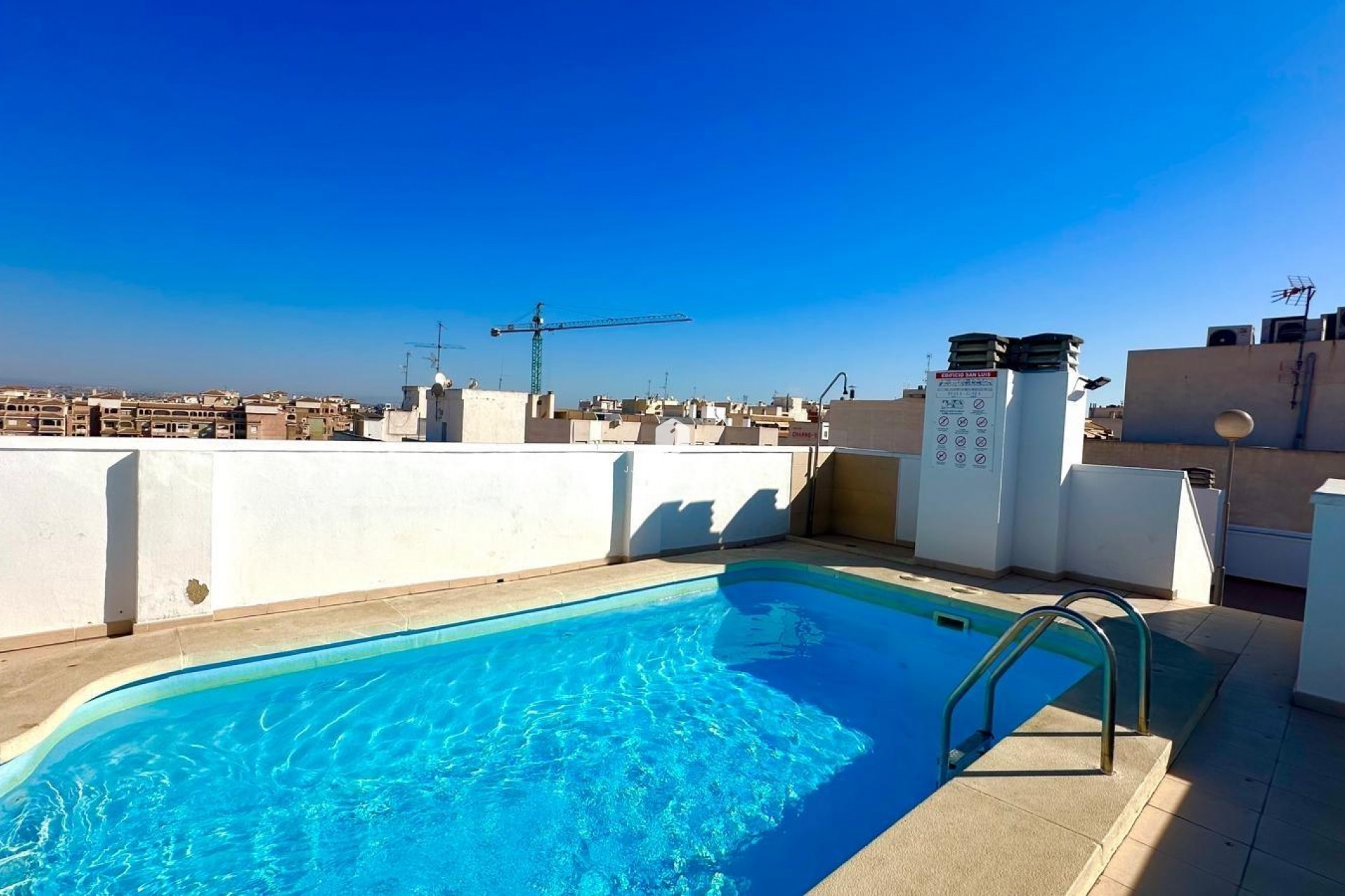 Resale - Apartment / flat -
Torrevieja