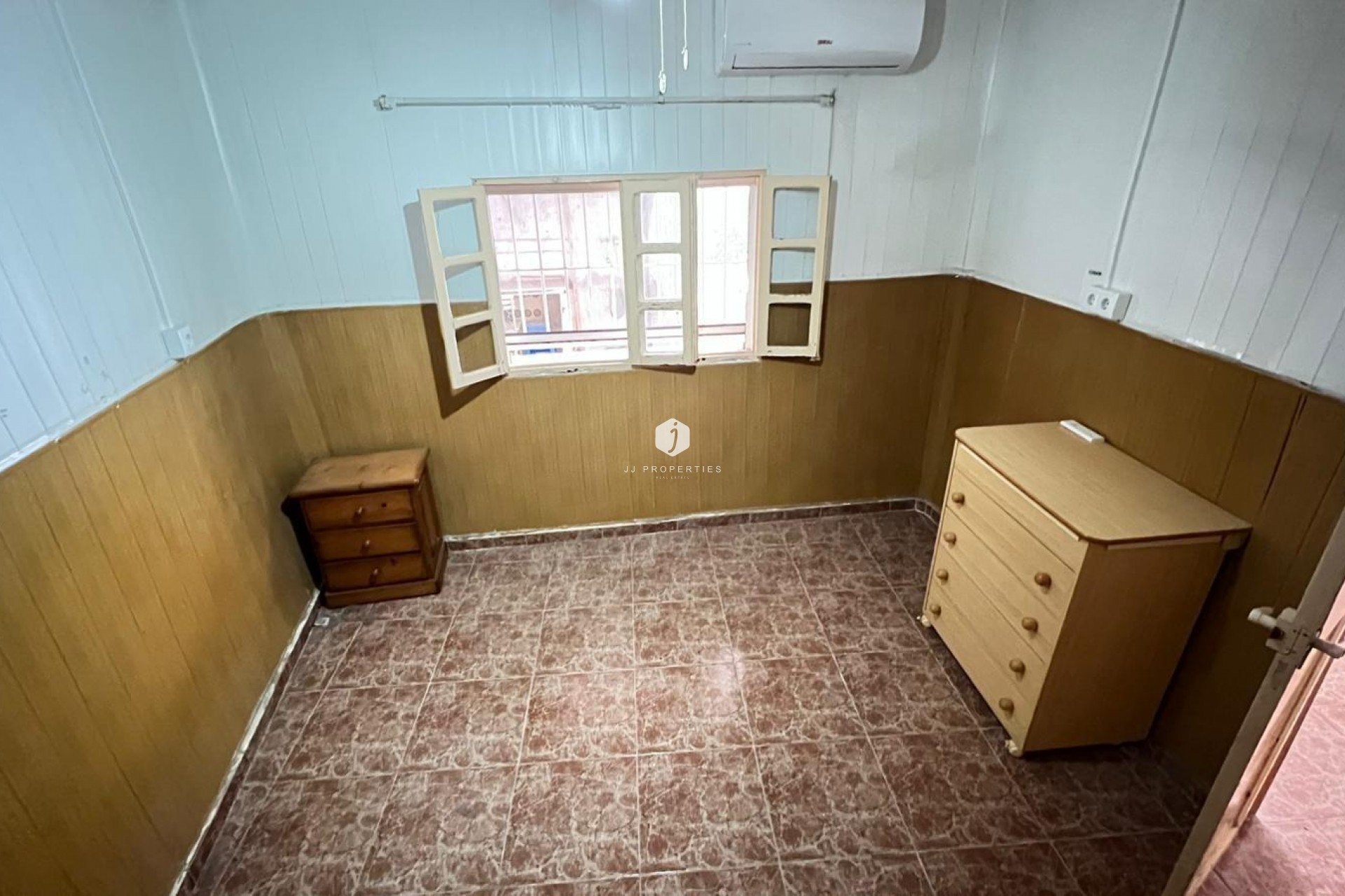 Resale - Apartment / flat -
Torrevieja