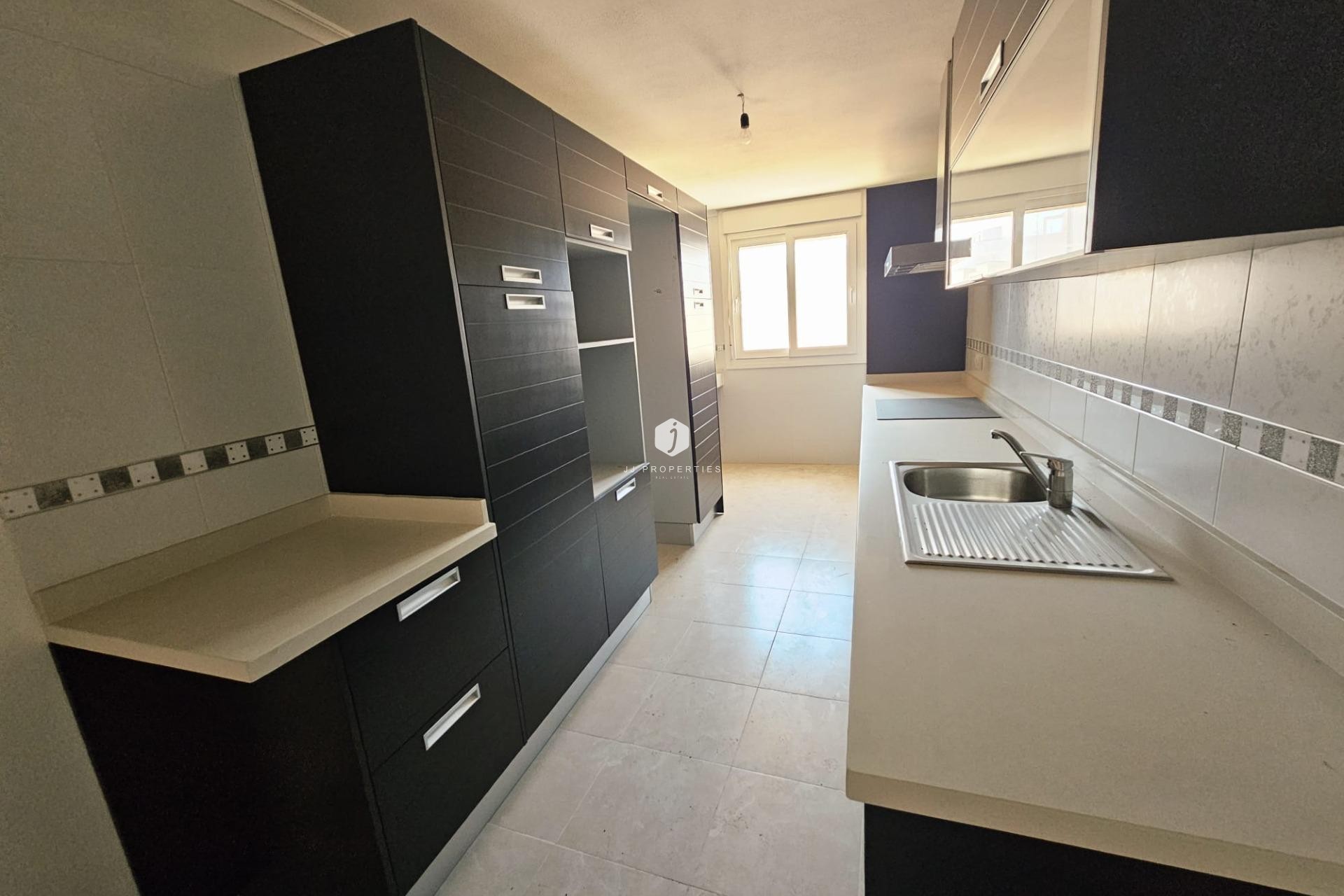 Resale - Apartment / flat -
Torrevieja