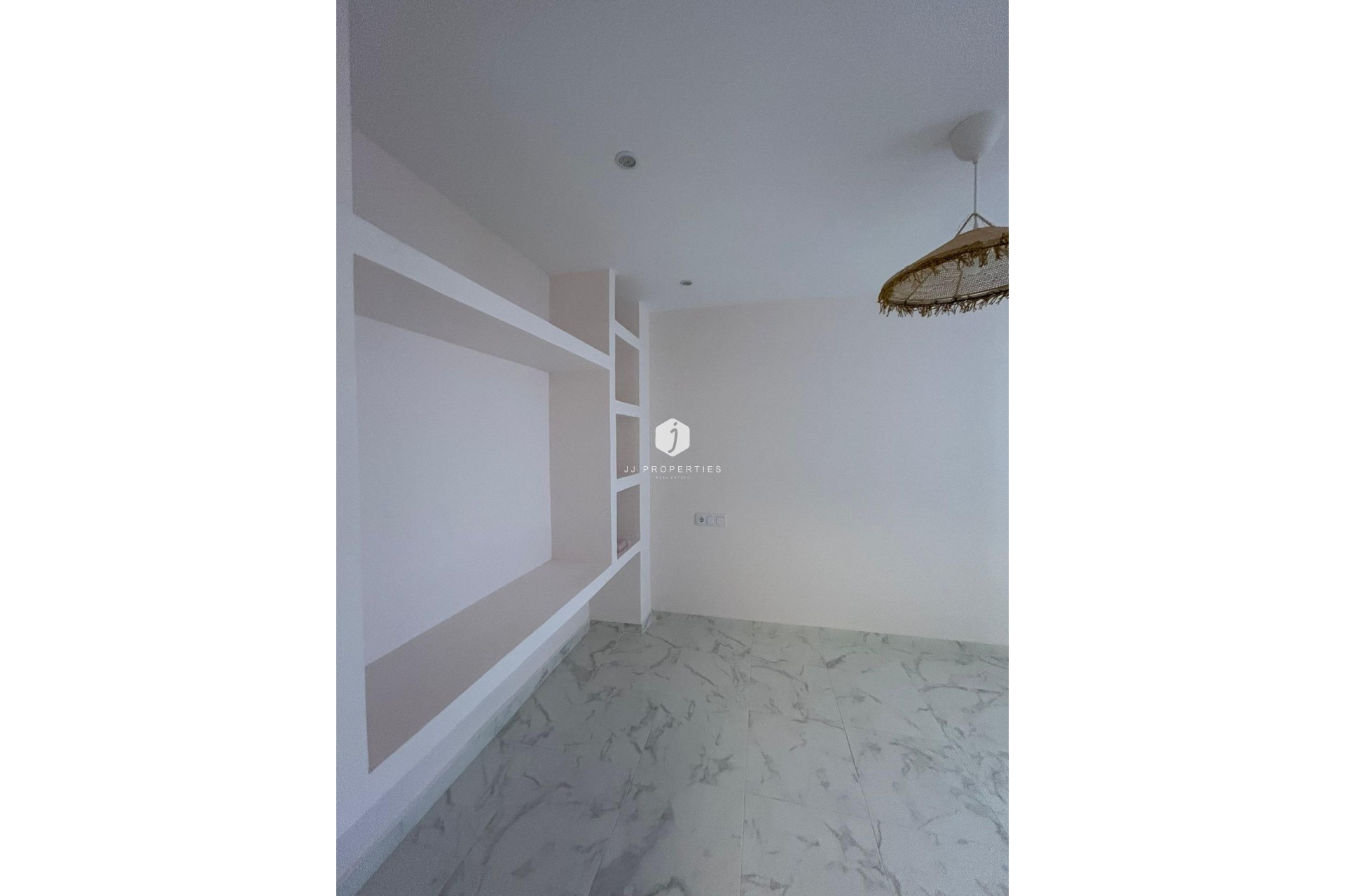 Resale - Apartment / flat -
Torrevieja