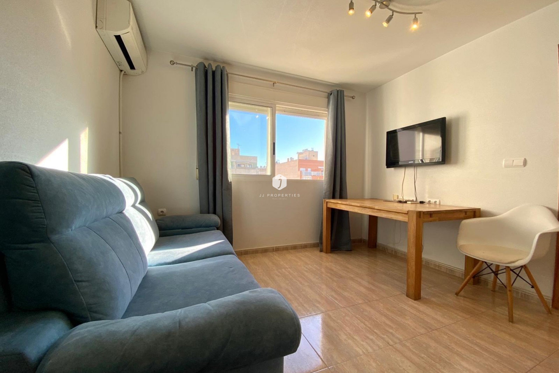 Resale - Apartment / flat -
Torrevieja