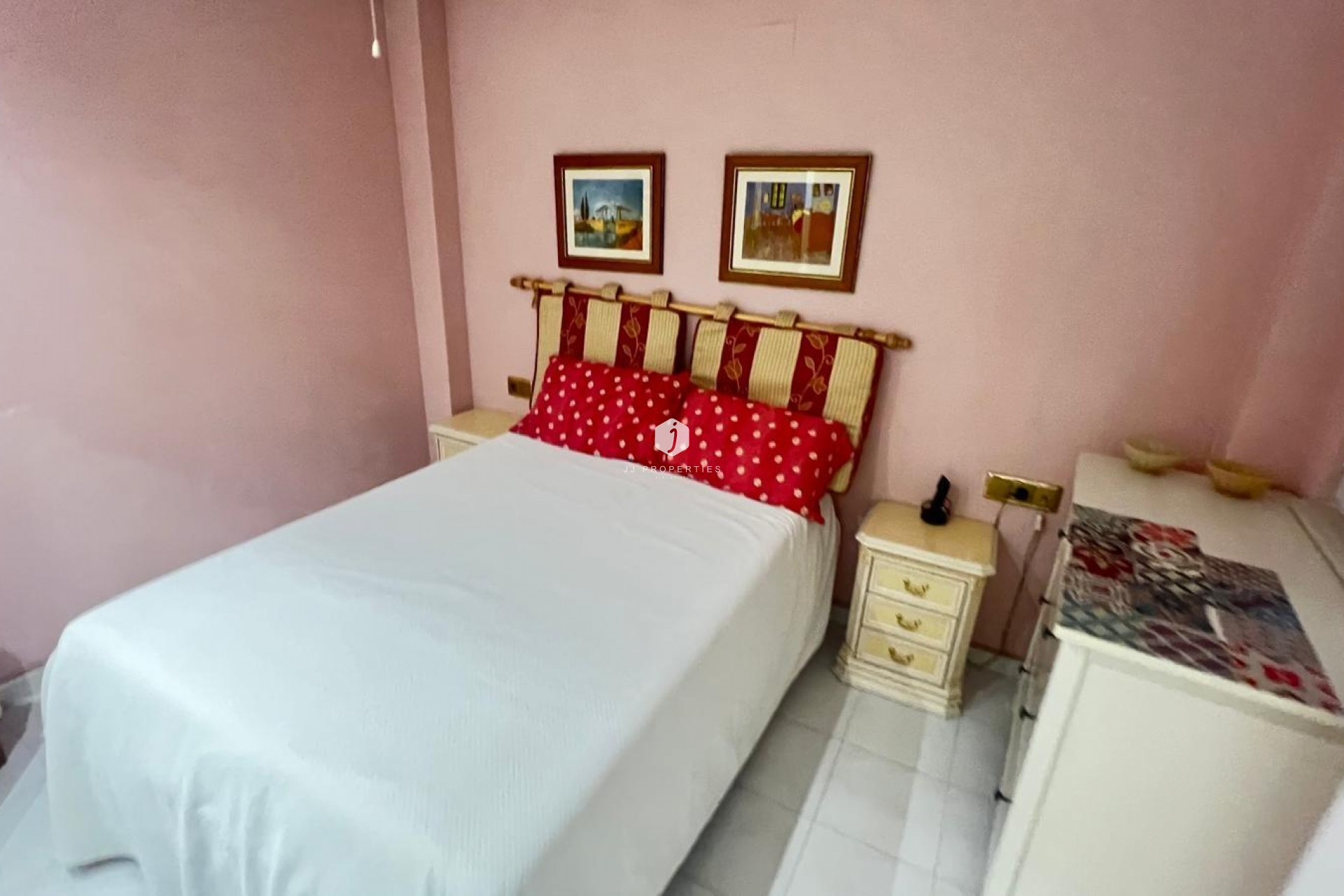 Resale - Apartment / flat -
Torrevieja