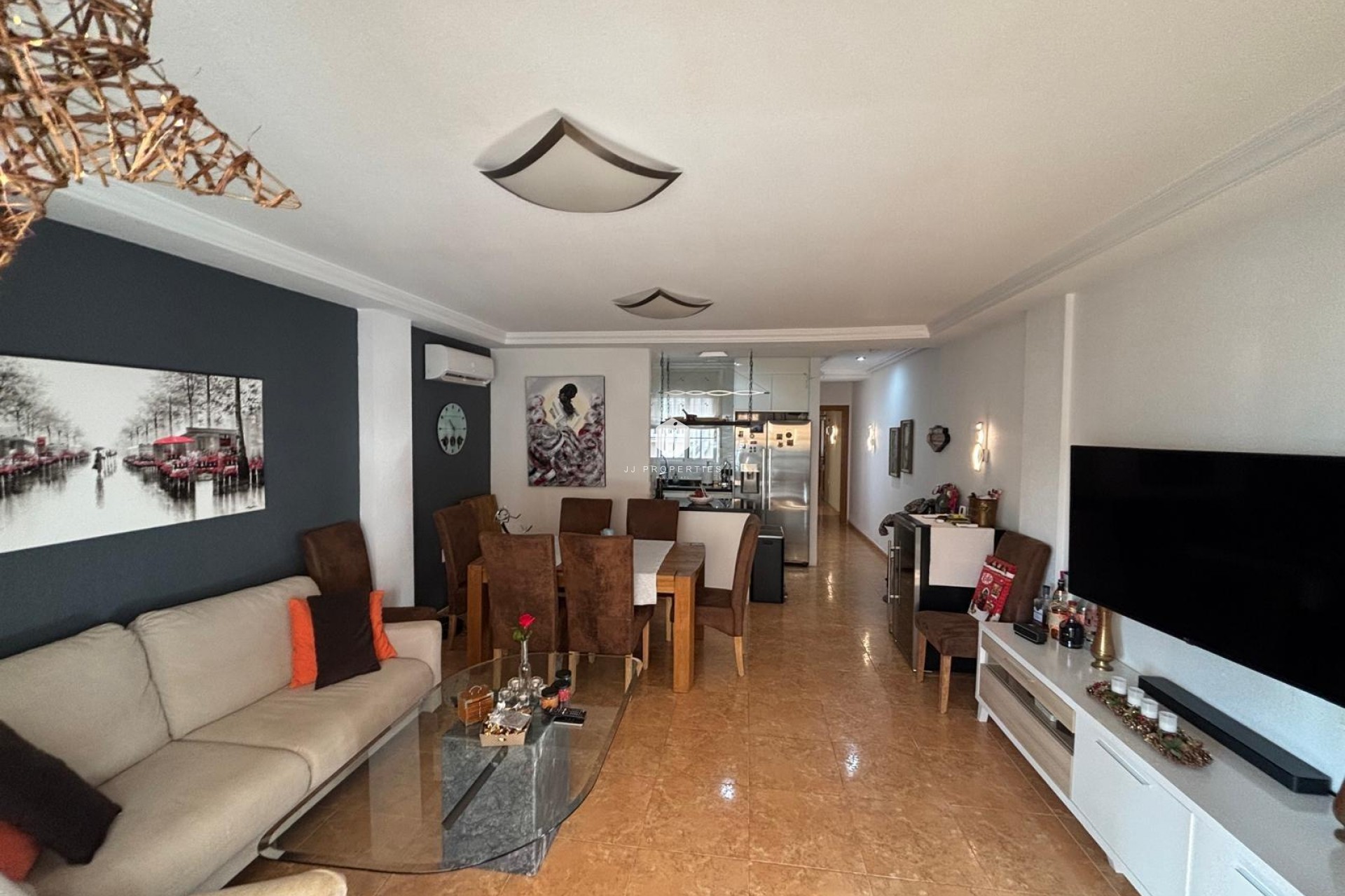 Resale - Apartment / flat -
Torrevieja