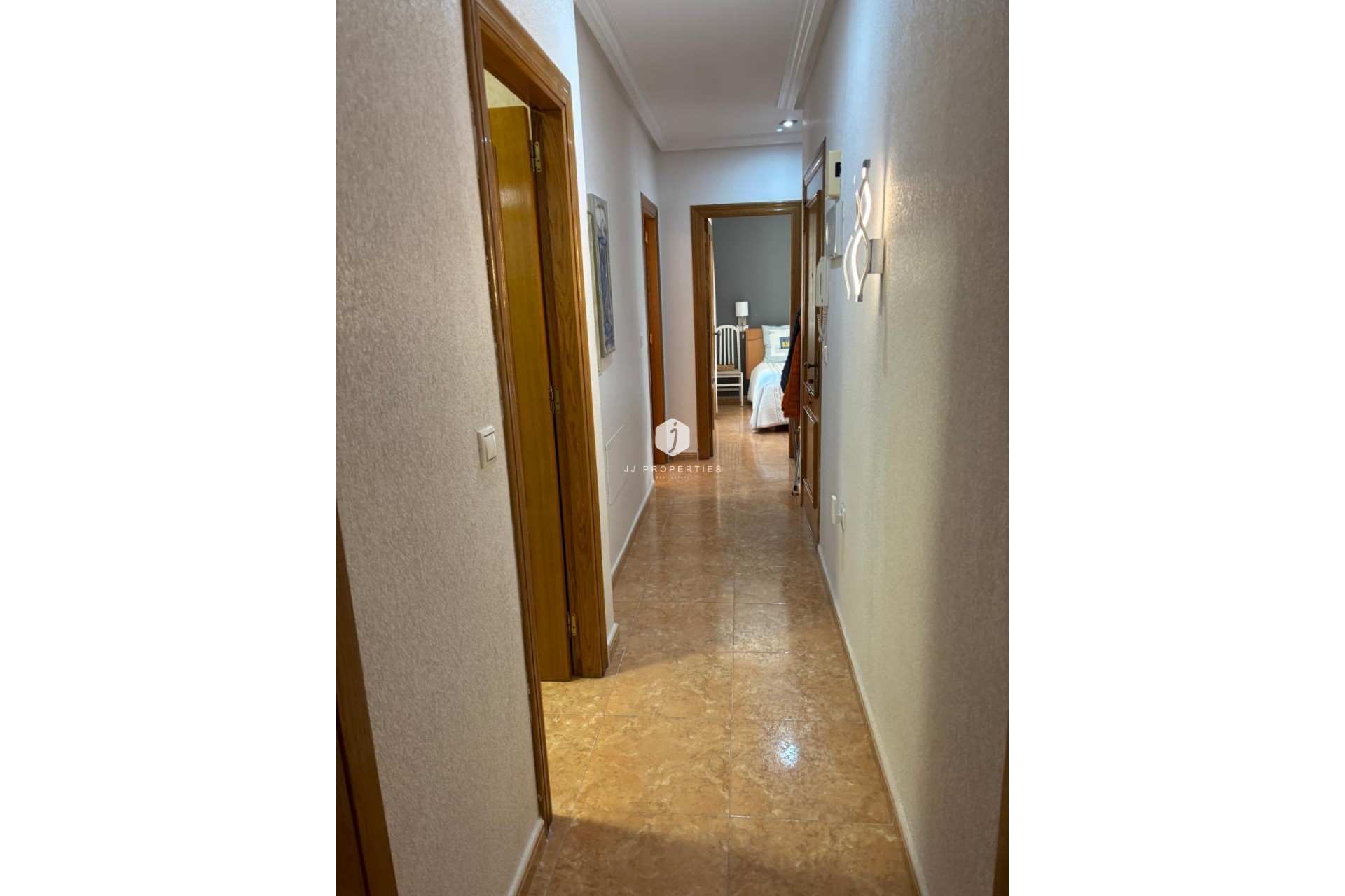 Resale - Apartment / flat -
Torrevieja