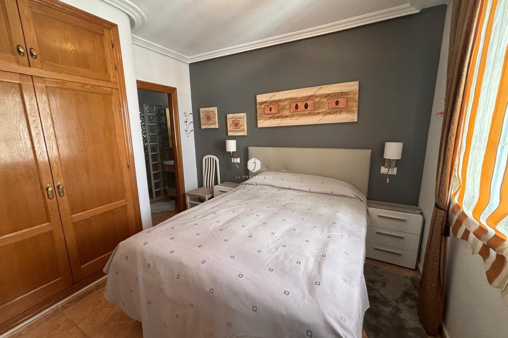 Resale - Apartment / flat -
Torrevieja