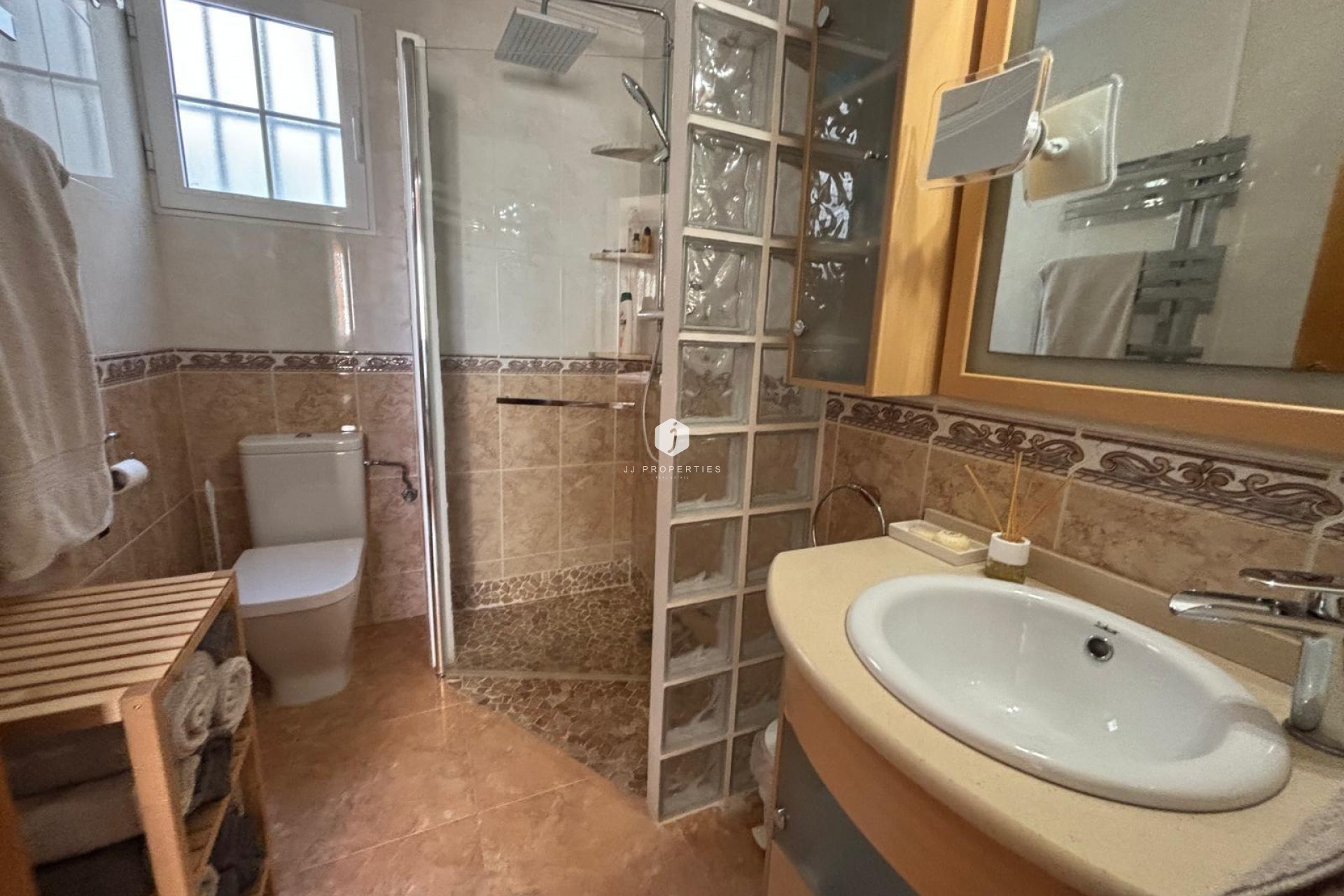 Resale - Apartment / flat -
Torrevieja